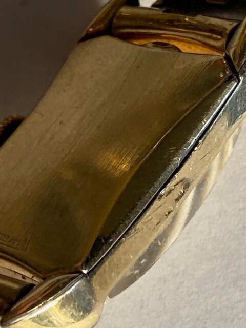 Lord Elgin 1955 14k Yellow Gold Filled Rectangular Curved Watch.run
