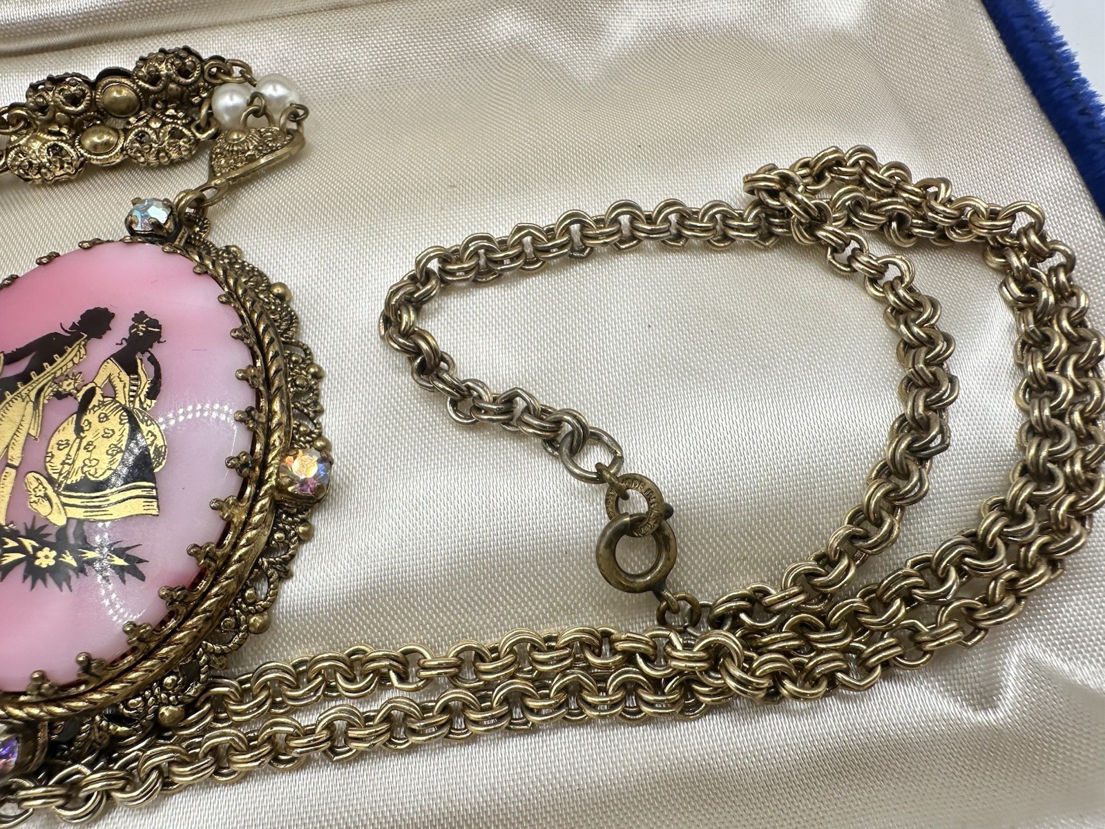 VTG Antique West Germany Couple Painted Bright Pink 32in Necklace Signed Read