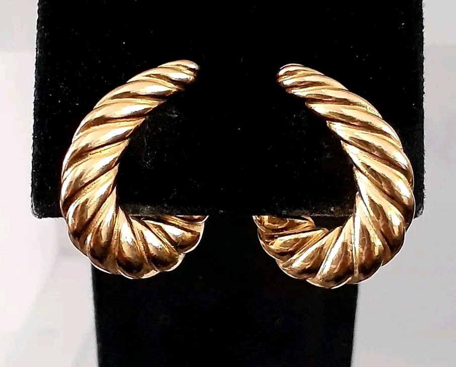 Lancer Gold tone ribbed hoop Huggie Clip on Earrings