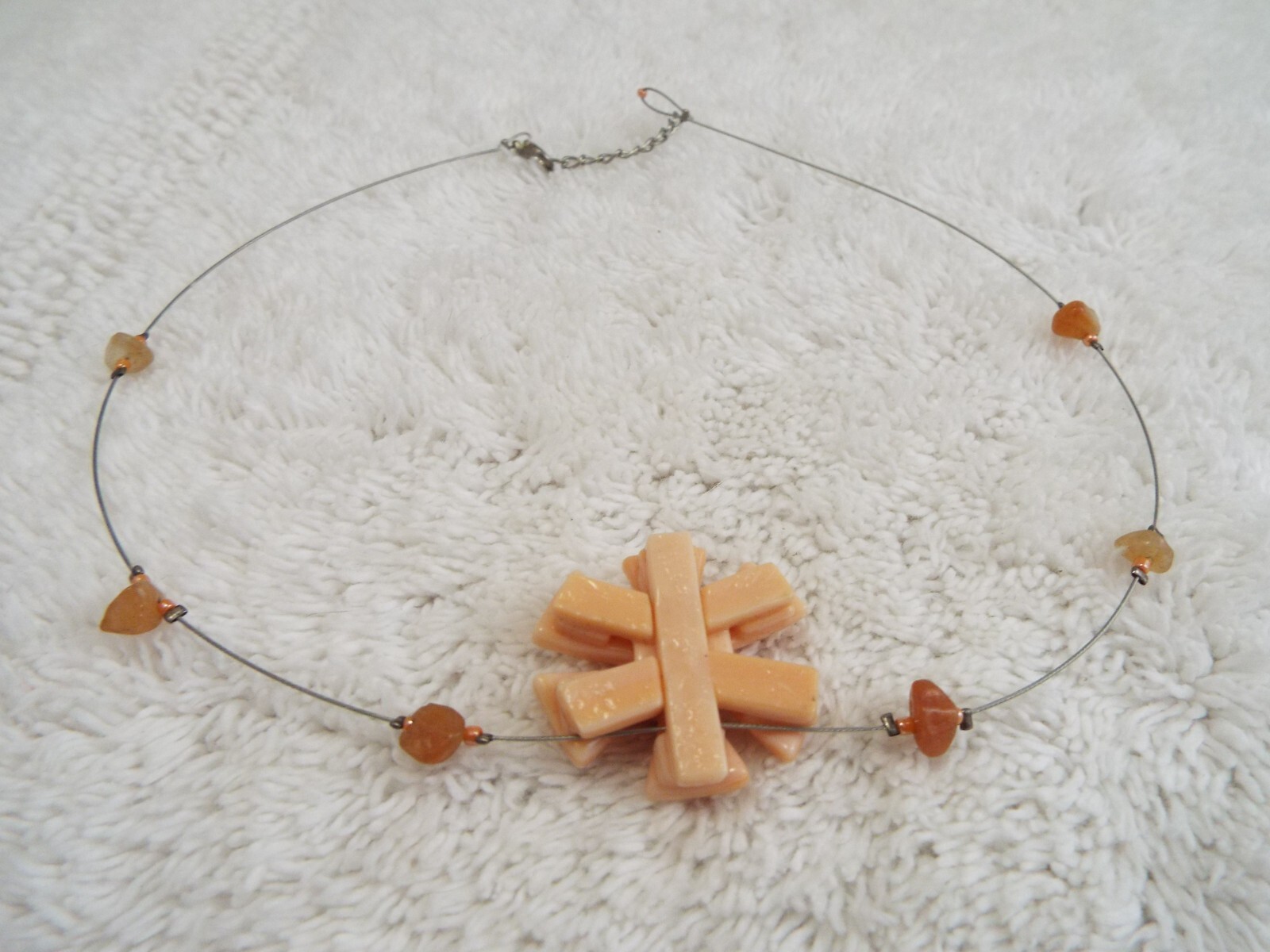 Peach Glass Flower Pendant Necklace (F18)