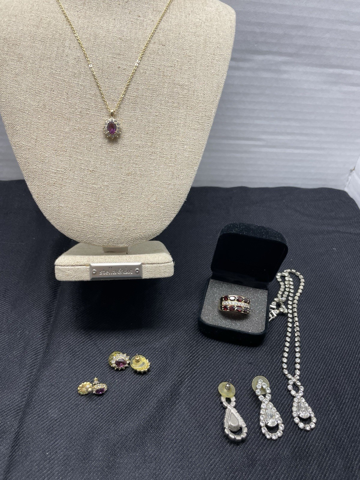 Mixed Lot Costume Jewelry See Pictures Details/Wear