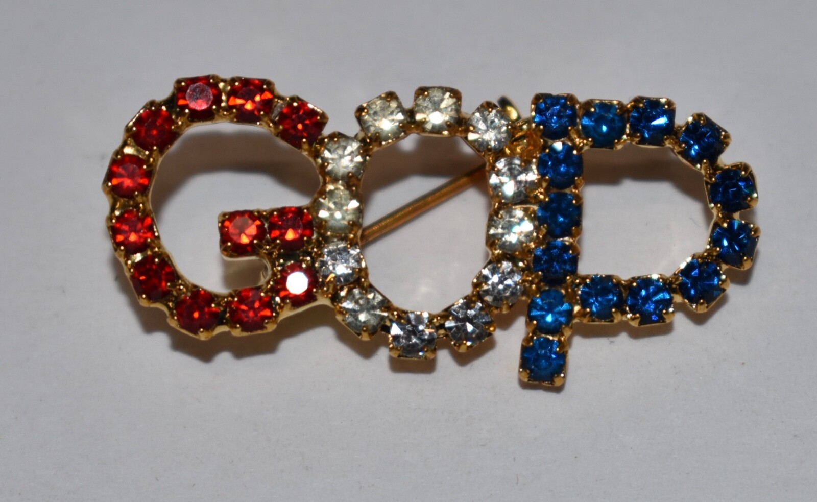 VINTAGE PATRIOTIC GOP PIN BROOCH GOLD METAL RHINESTONES RED WHITE BLUE