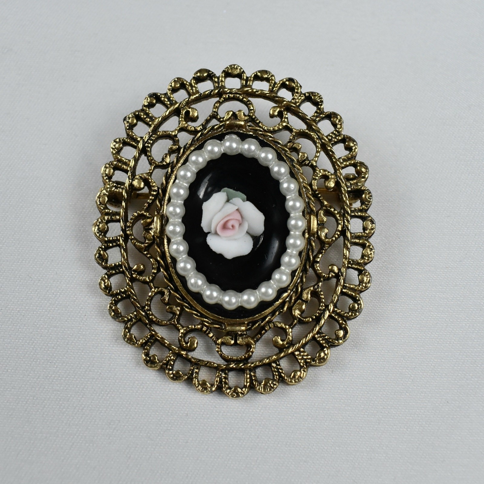 Vintage Victorian Style Cameo Brooch Pin Gold Tone Floral Pearl Regency Preppy