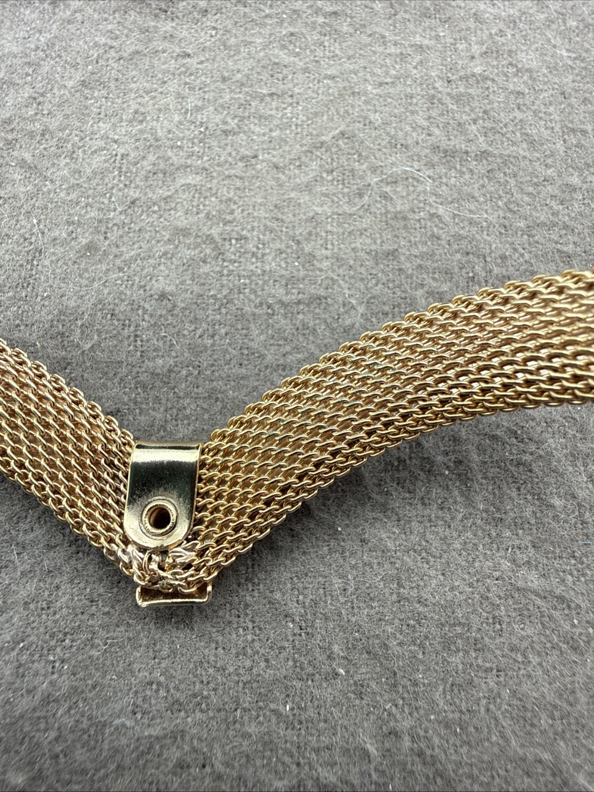 Vintage V Shaped Wire Choker Collar Gold Tone Mesh Necklace Rigid Choker