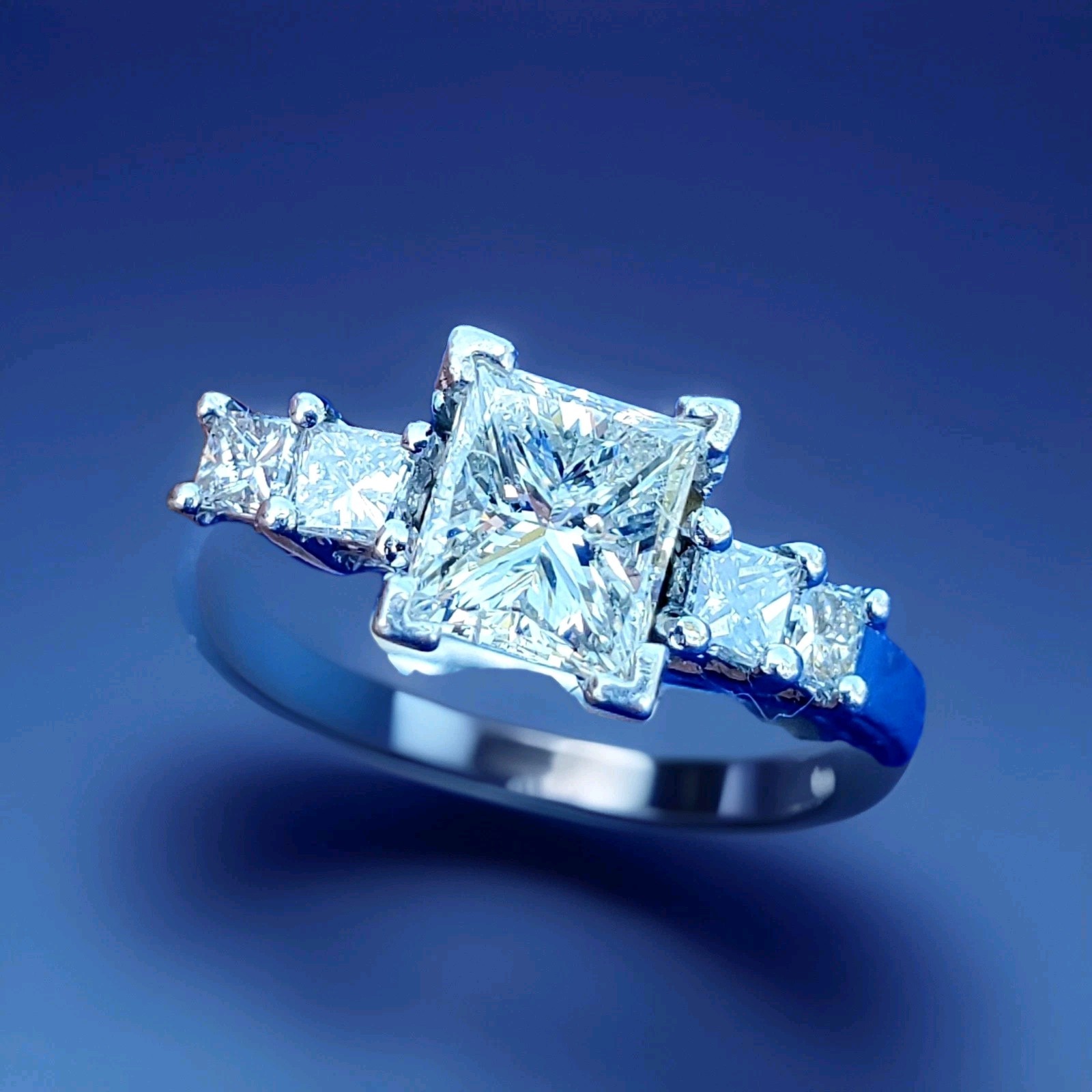 Original EARTH MINED DIAMOND Princess Engagement Ring 1 carat PLATINUM Solitaire
