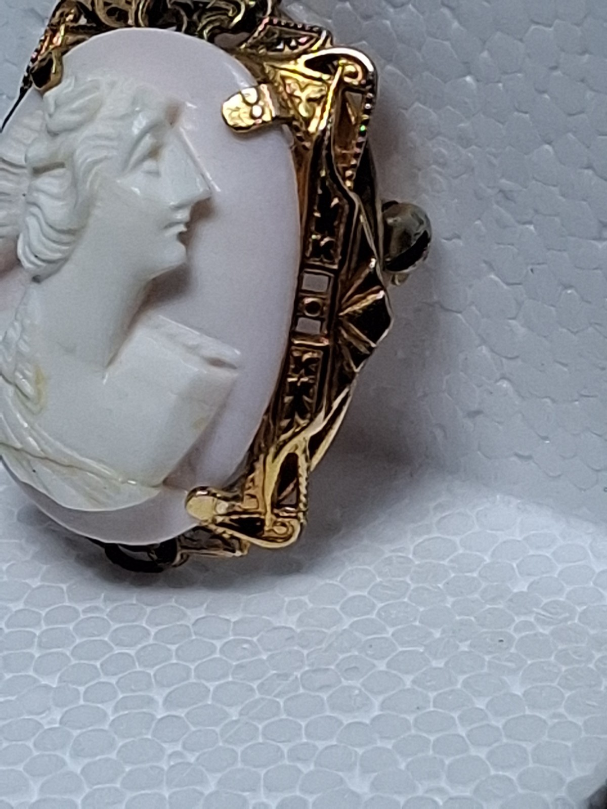 Antique Shell Cameo Brooch Pale Pink 1/20 12kt Gf Damage To Cameo Noted In Photo