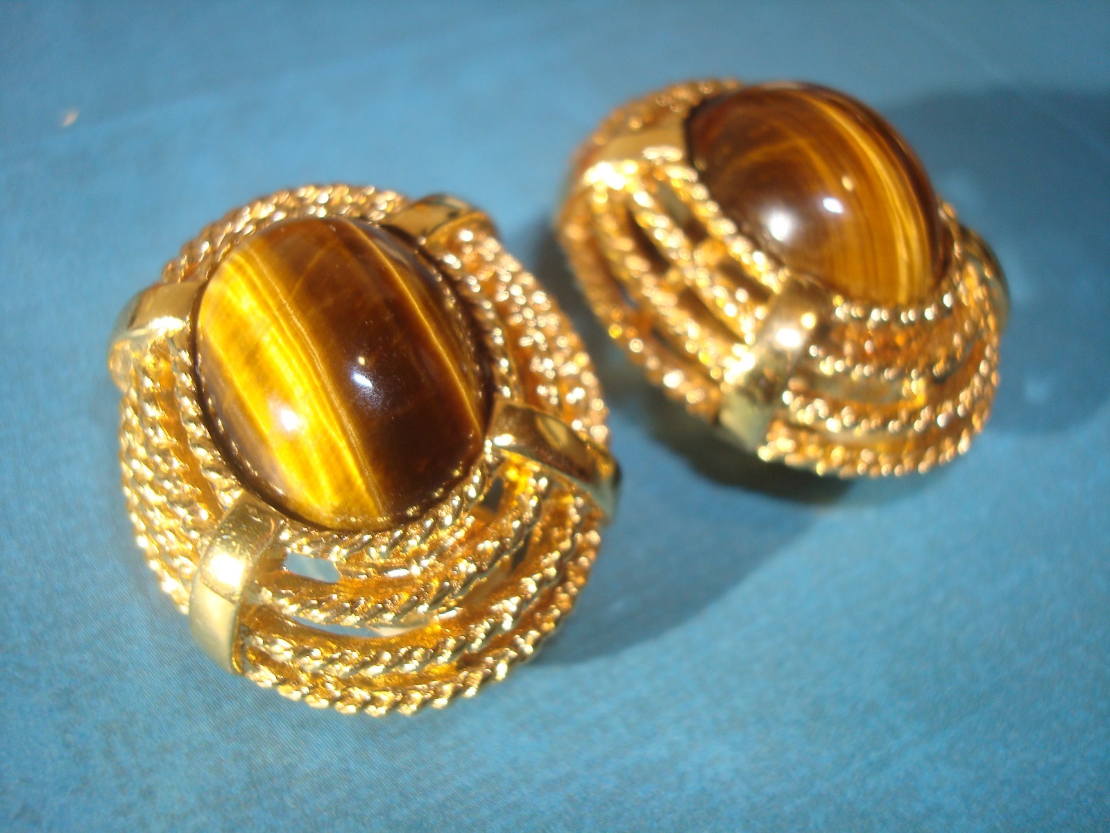 Vtg.St.JOHN LOT (2) EARRINGS OVAL TIGER’s EYE GOLD/T, BLACK ENAMEL RHINESTONES