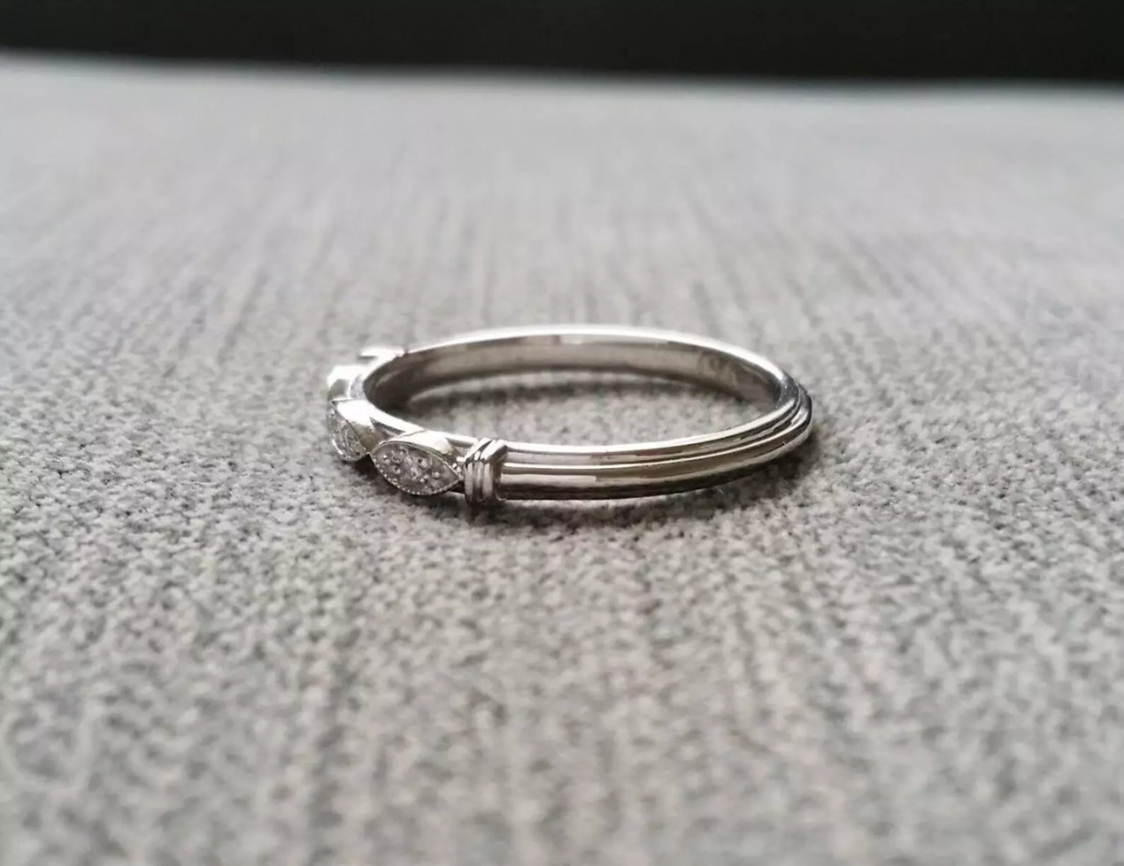 Vintage Art Deco Style 1.5 Ct Lab Created Diamond 14k White Gold FN Wedding Band