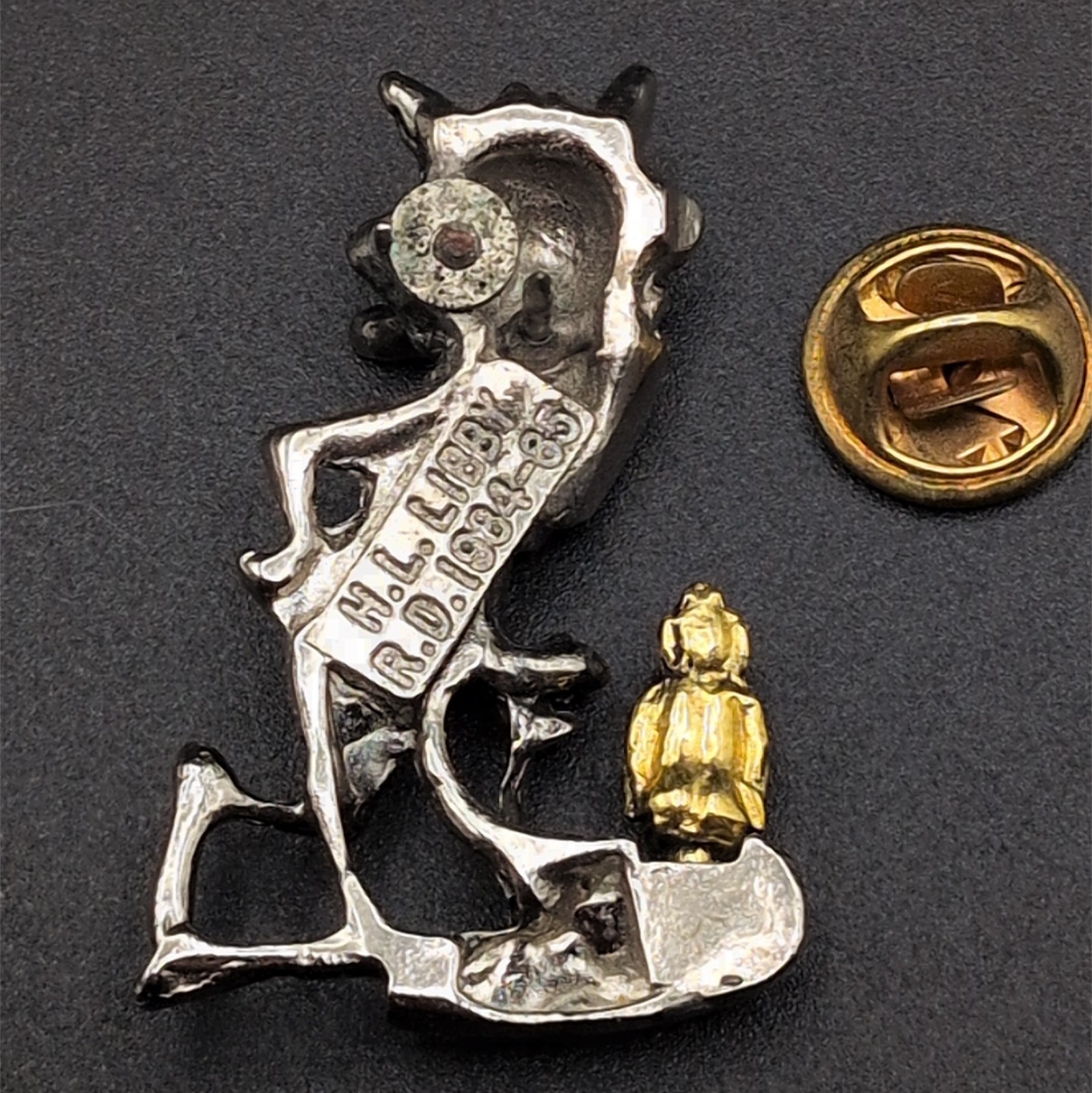 Vintage Pin Tie Tack Winking Cartoon Fox HL Libby RD 1984-85 Silver & Gold Tone