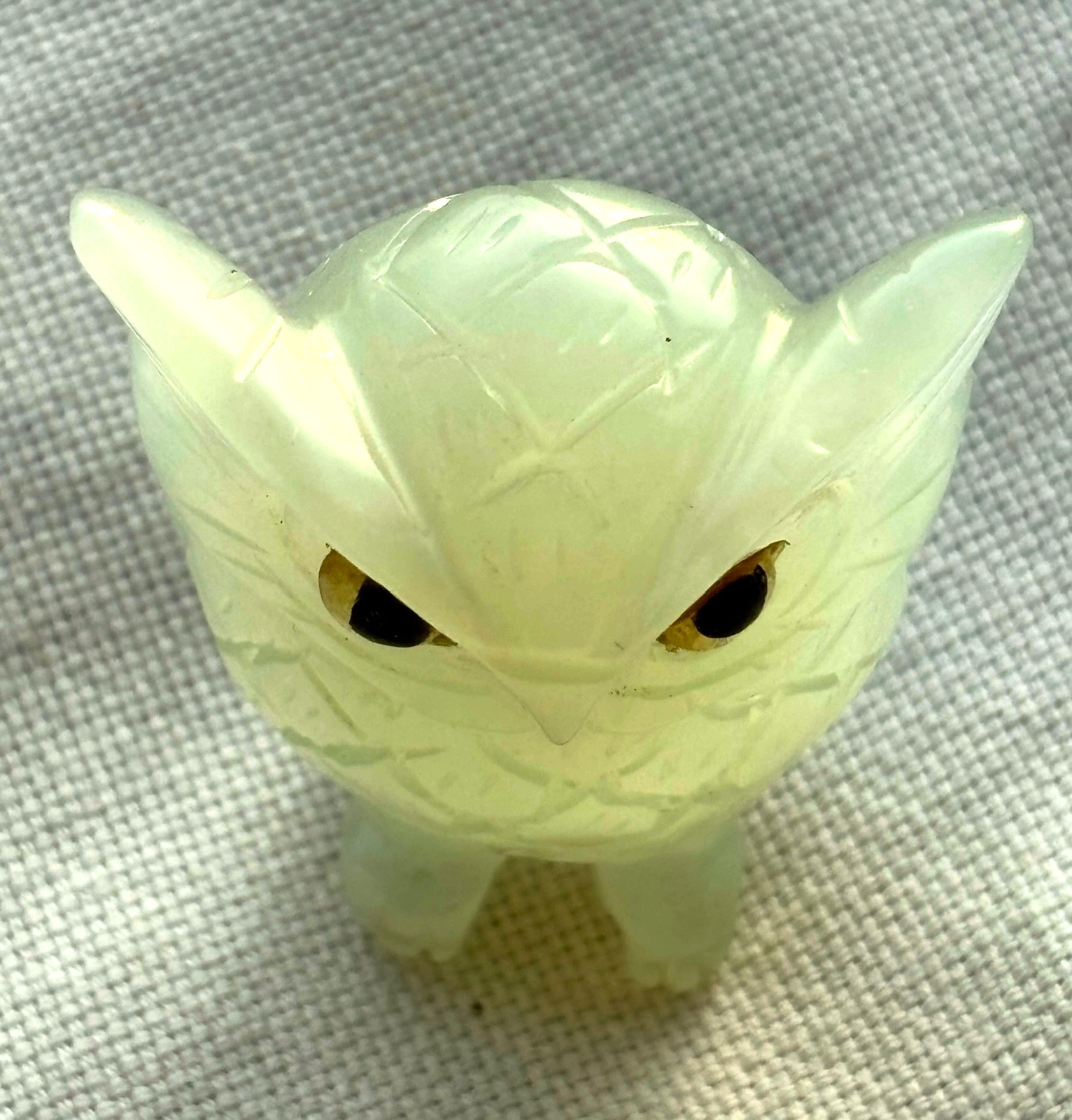 Vintage Rare Original Jade Nephrite Owl Figurine