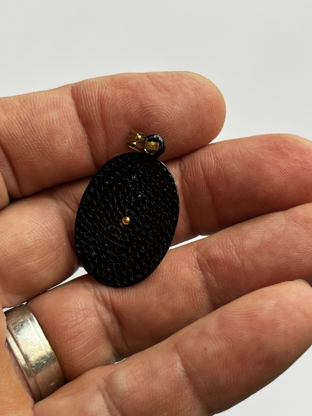 Vintage Gold Tone Black Oval Resin Pendant Necklace Faux Diamond