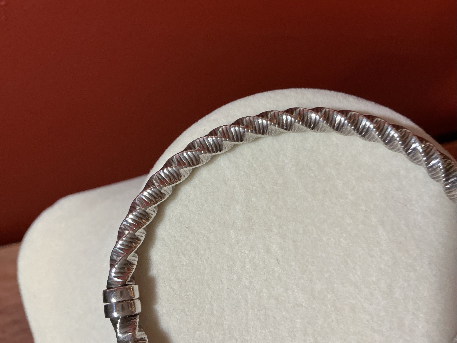 Vintage 950 Silver Milor Italy Twist Hinged Bangle Bracelet 7″