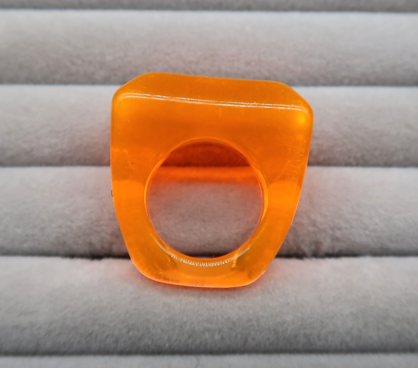 Vtg 60’s Orange Mod Acrylic Resin Glow in the Dark Ring Retro Fashion Size 5.5