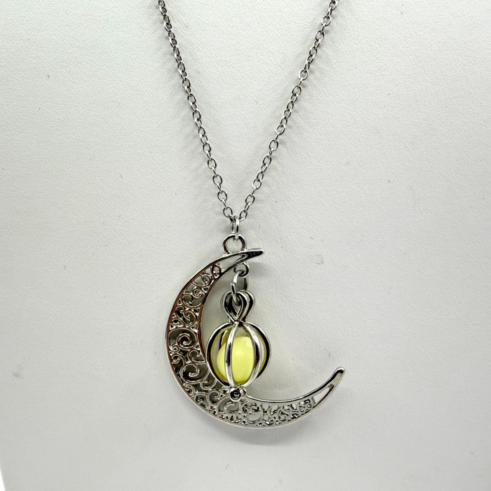 VTG Silver Tone Crescent Moon Pendant Necklace Glow Dark Luminous Orb Magic Boho