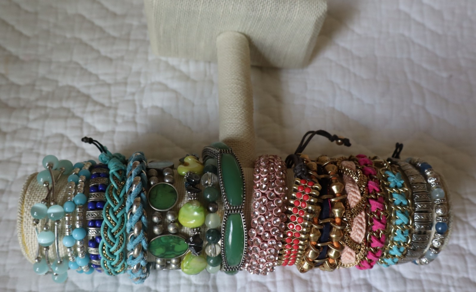 Mix Jewelry BRACELETS 66+ pc Lot, 3 Lbs,wearable, some with semi-precious stones