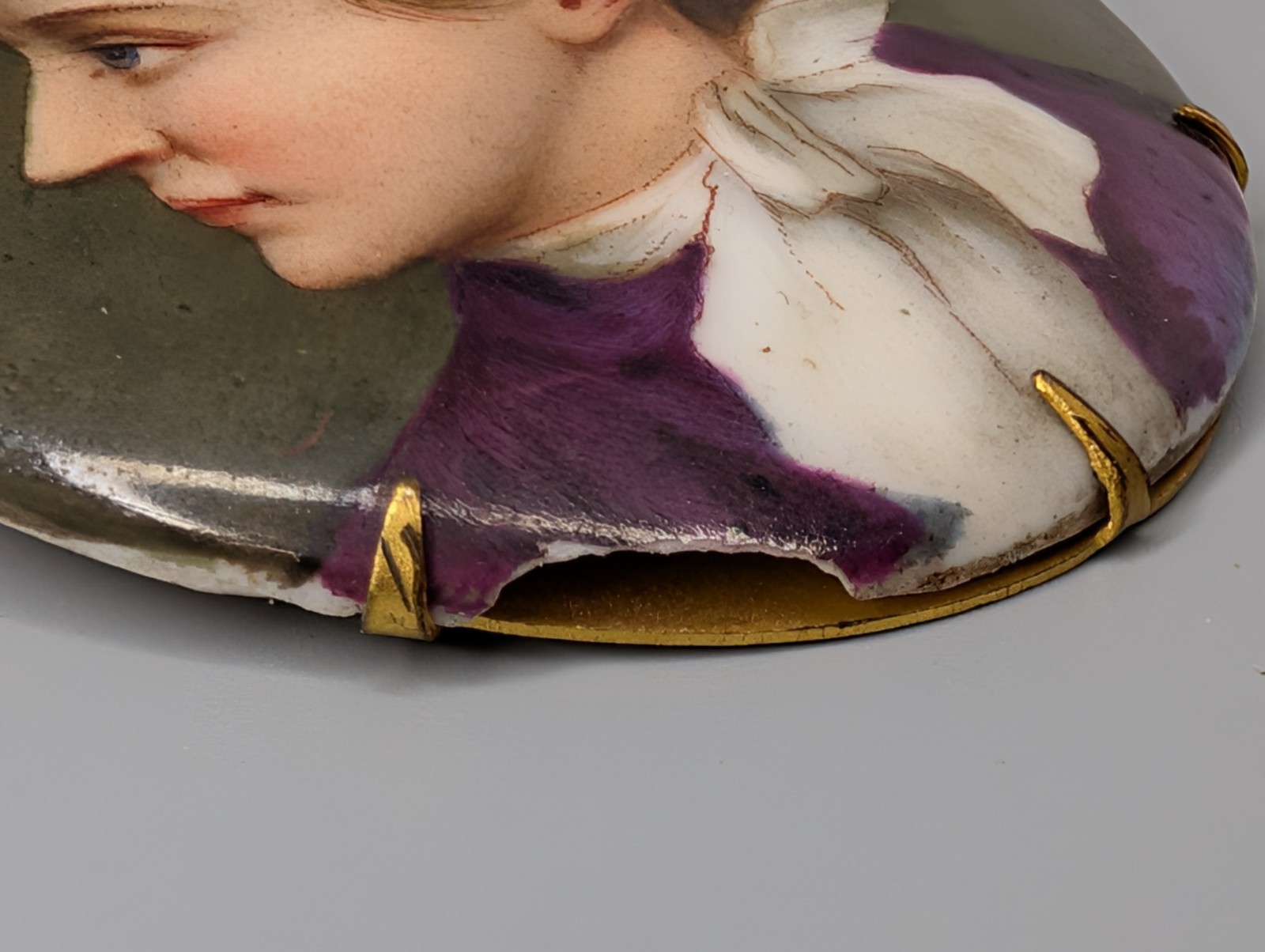 Edwardian Porcelain Miniature Painting Pin – Hand Painted Lady in Profile