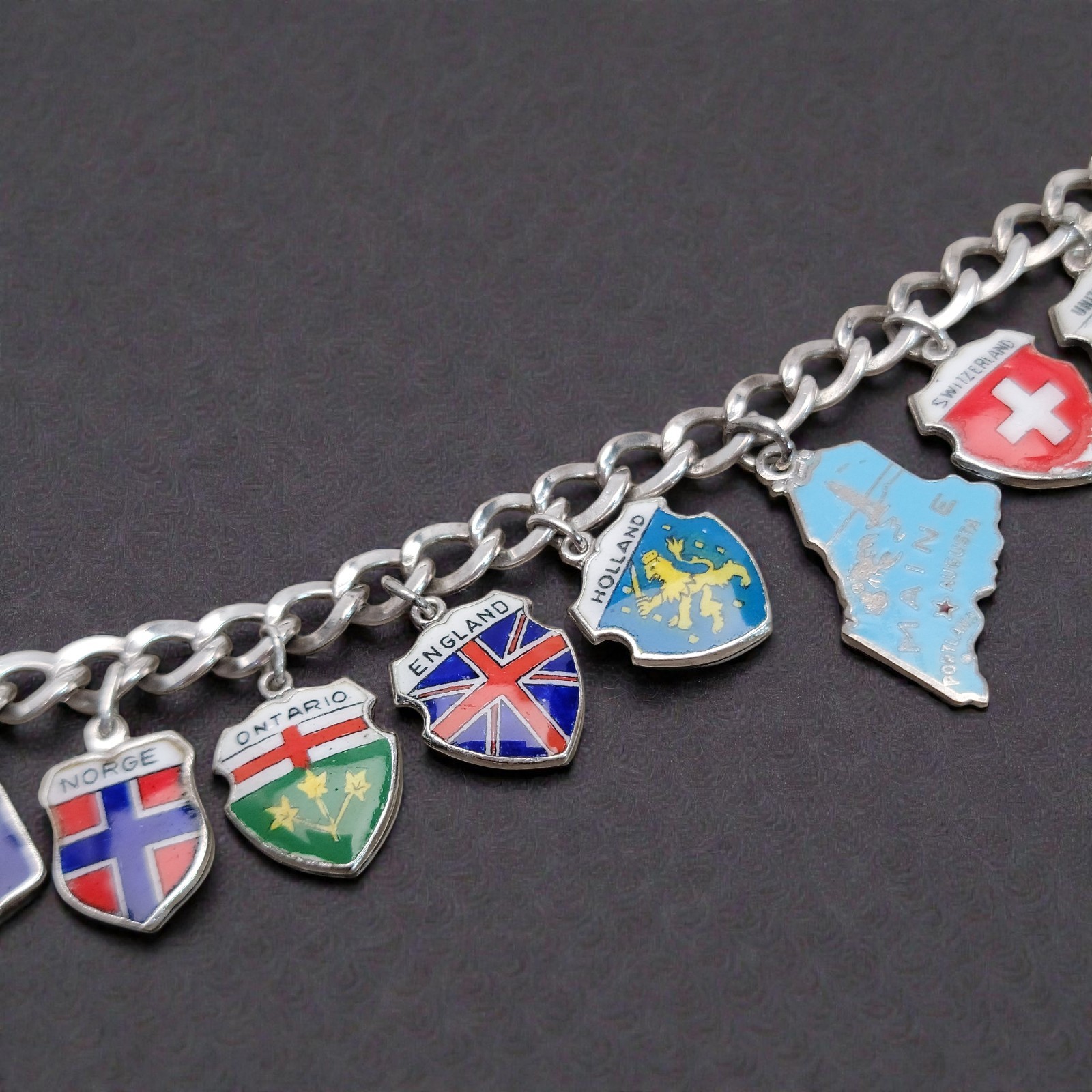 ​VTG Sterling Silver Enamel Travel Shield Charm Bracelet 25g Formosa London Well