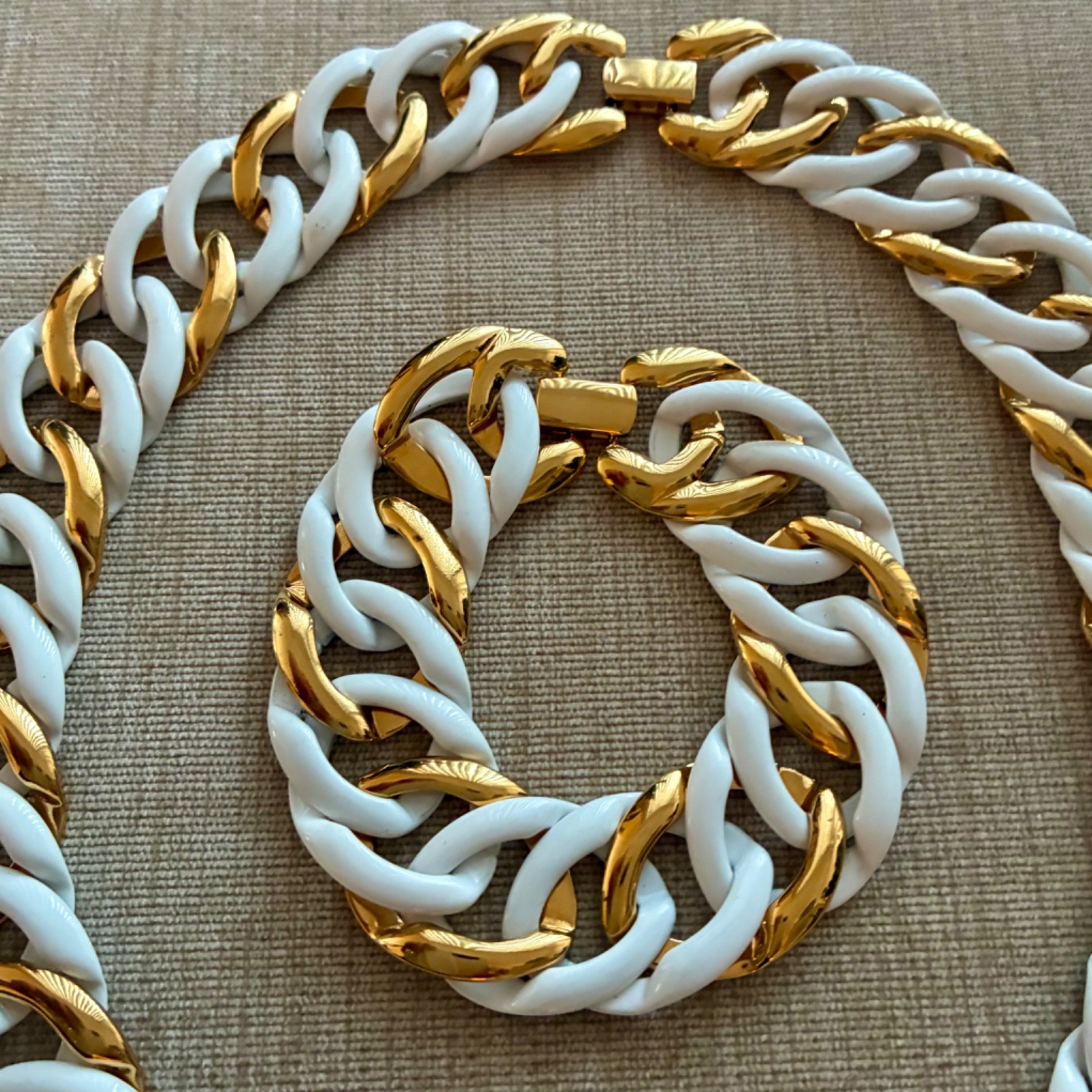 Napier Necklace Bracelet Set White Enamel & Gold Plated Chain Link Statement