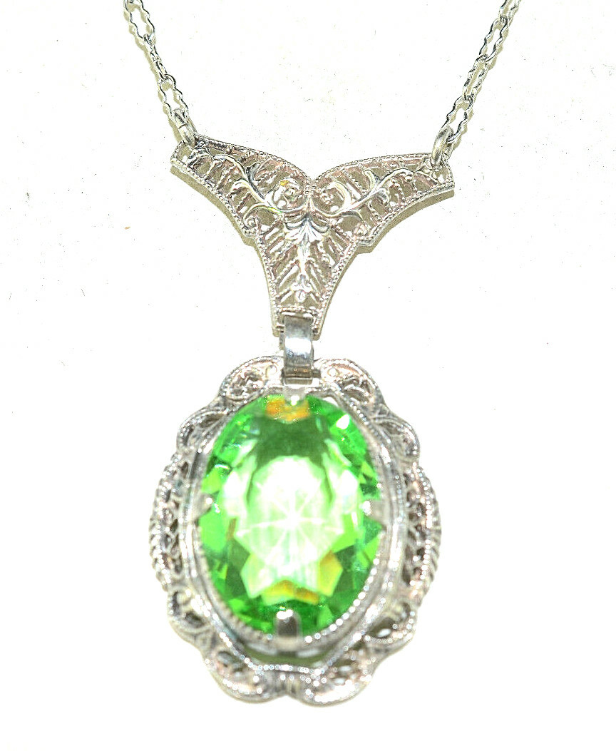 VTG 16″ STERLING SILVER FILIGREE NECKLACE LIGHT GREEN GLASS PENDANT FANCY CHAIN