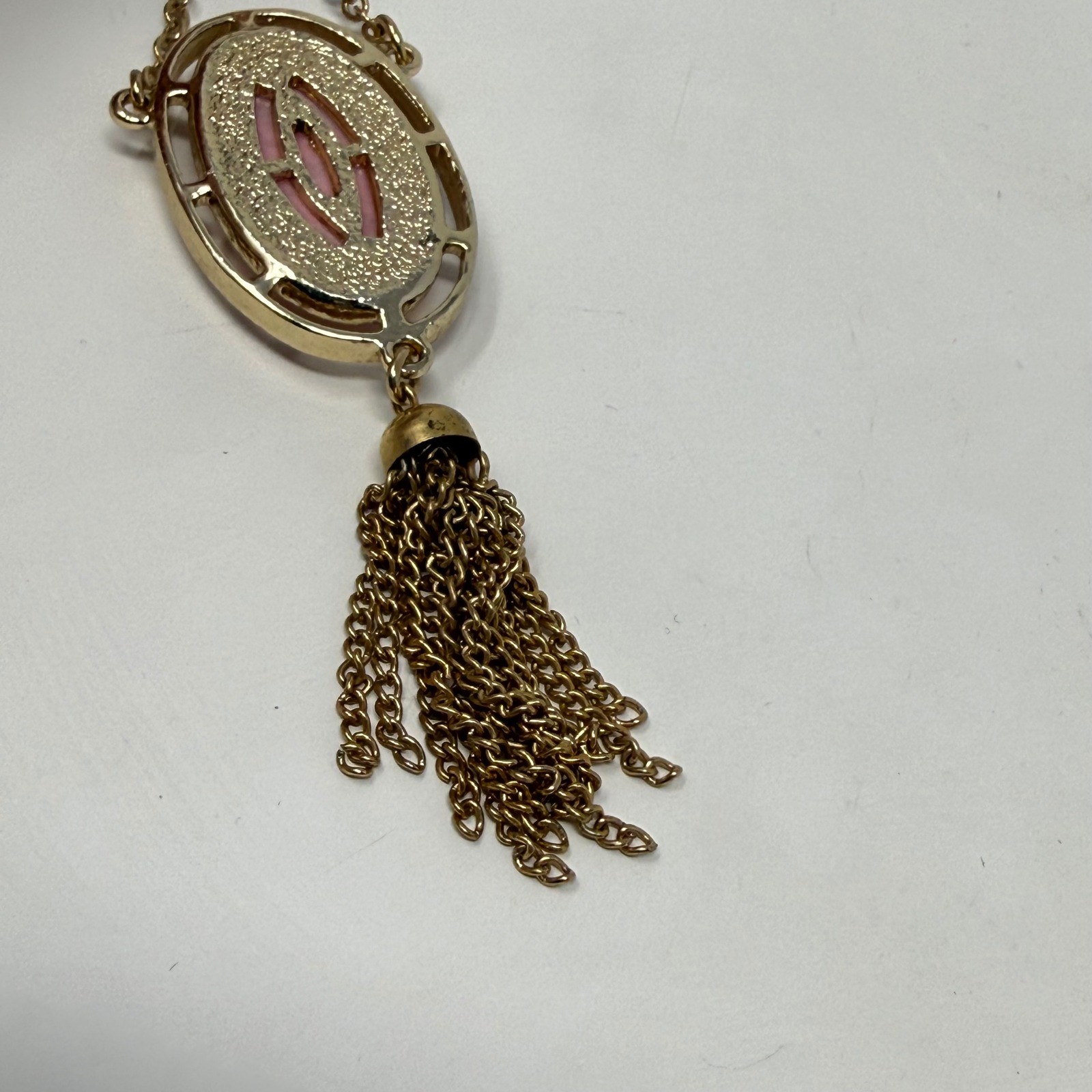 Sarah Coventry Vintage Gold Tone Pink Cabochon Tassel Pendant Long Necklace