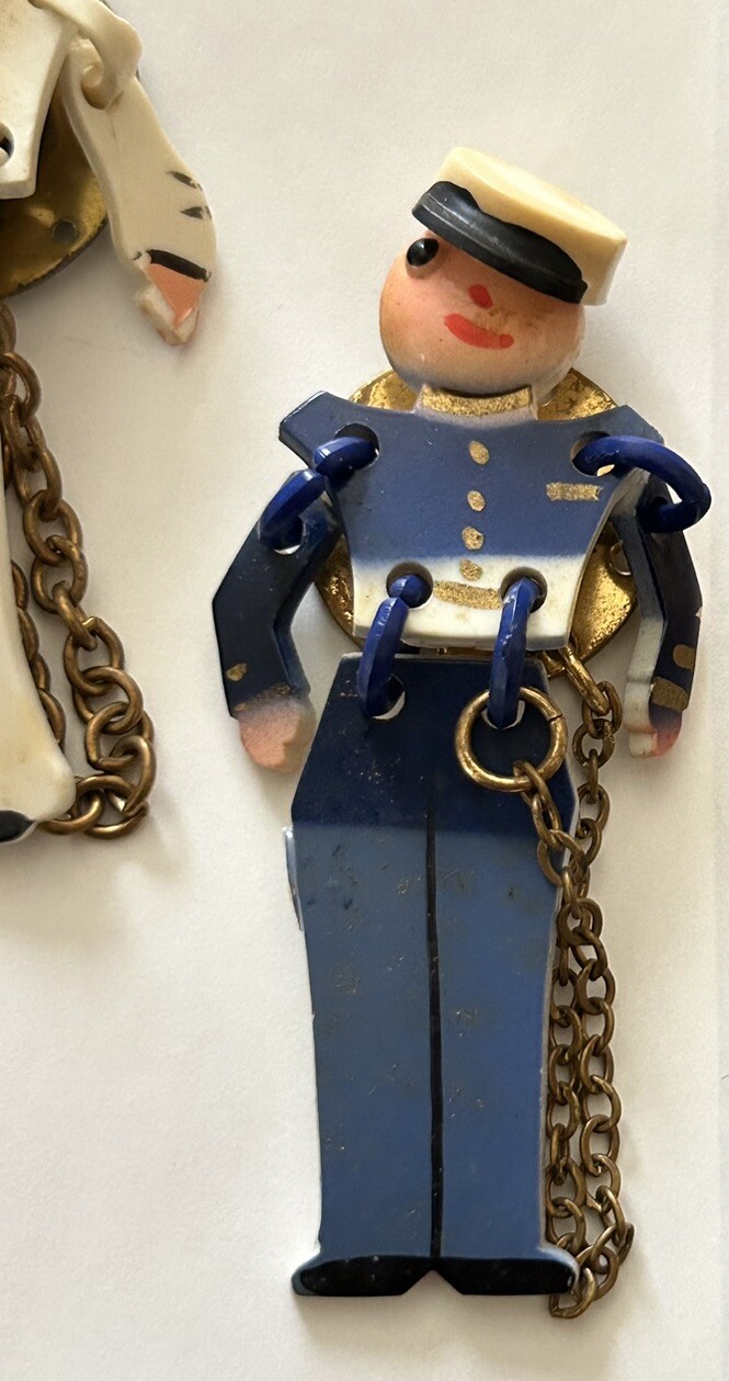 3 Vntg painted celluloid JOINTED SOLDIER ARMY PIN WWII era articulated men 2.5″