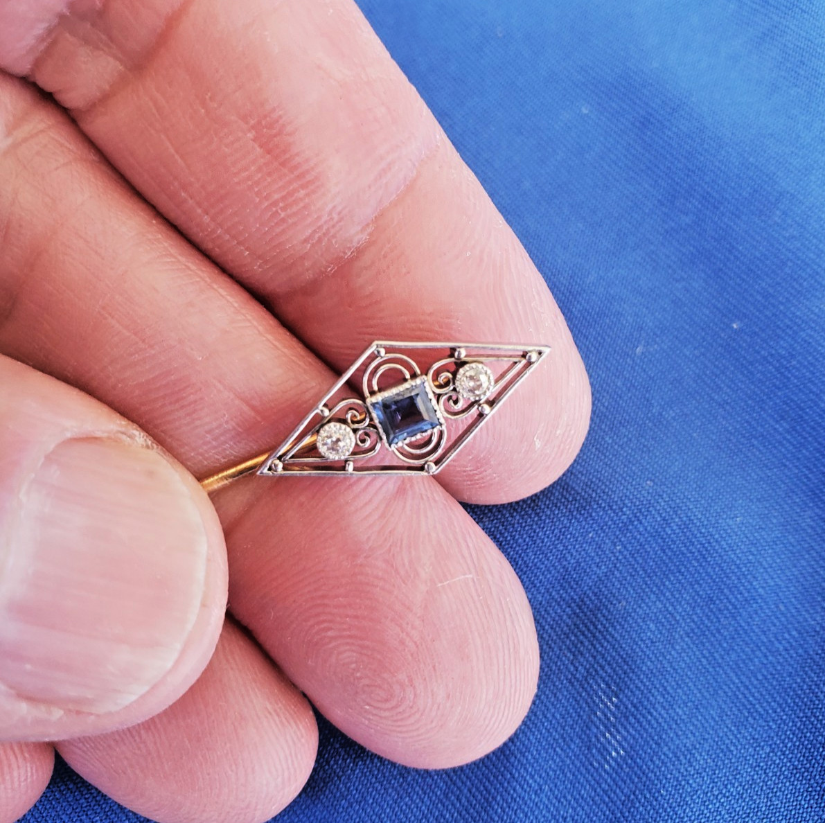 Original EARTH MINED Diamond Deco Pin 1920s Vintage Platinum Sapphire 14K GOLD
