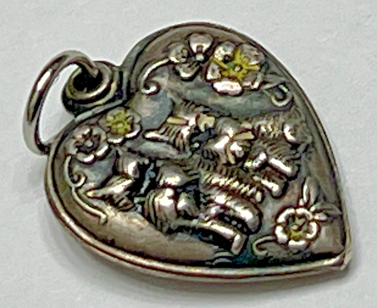 Sterling Silver Dog Heart Charm Pendant Vintage Antique Puffy Scottie Dogs 925