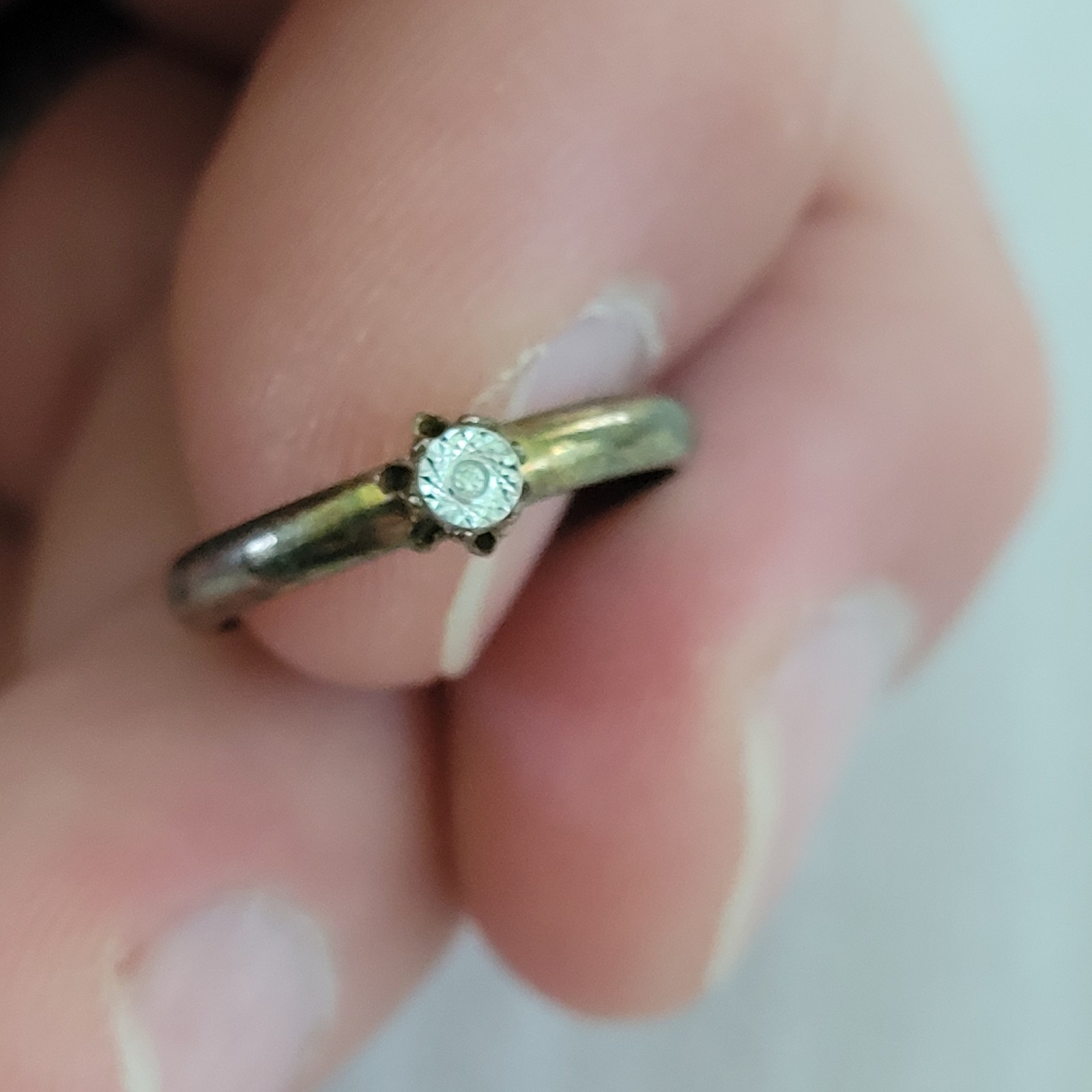 Vintage The Vanderbilt Jewel Rhinestone Ring With Box Costume Jewelry 5.5