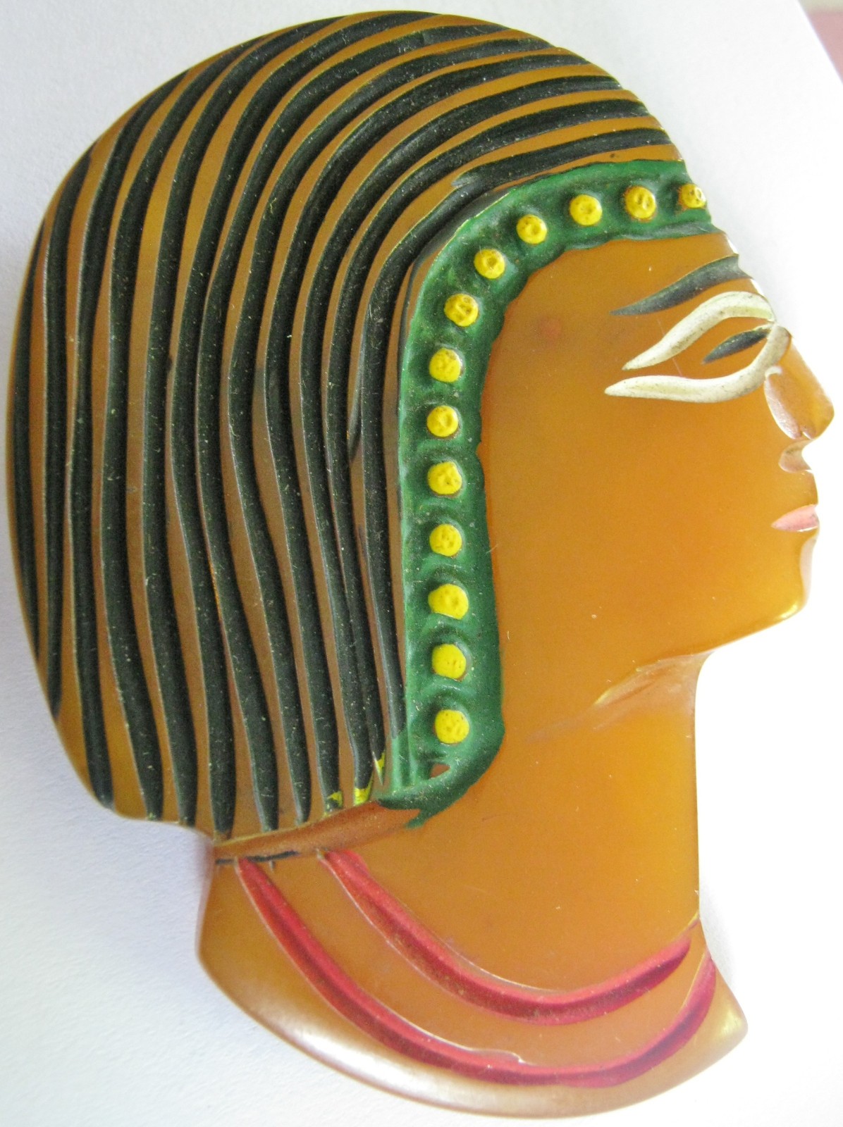 2 LARGE VINTAGE EGYPT PINS/CLIP UNUSUAL & COOL, FACE, BAKELITE, FUR CLIP