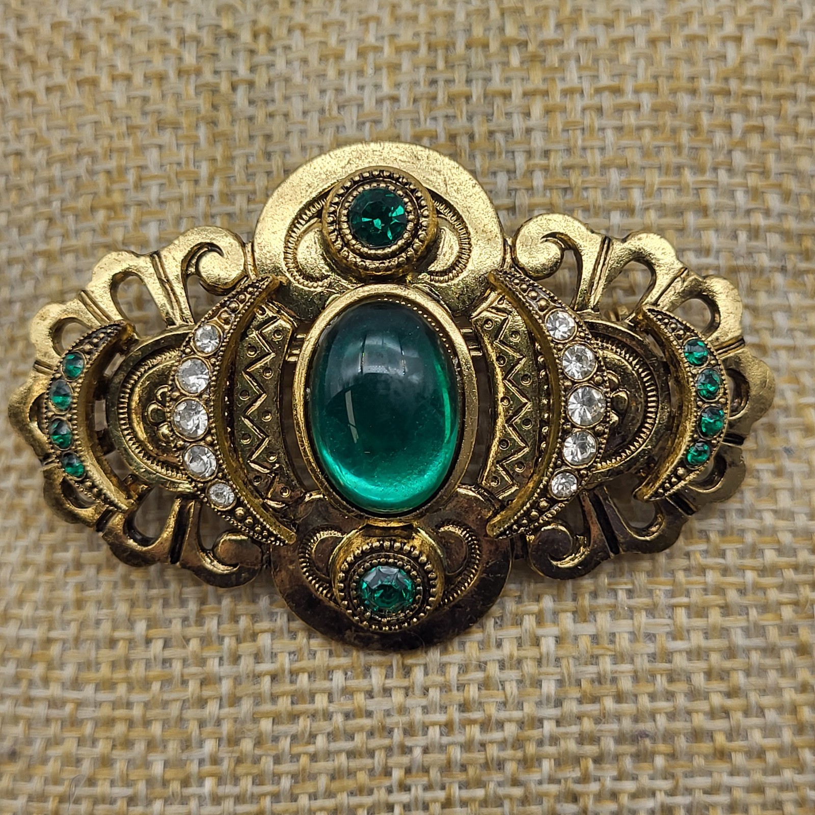 Stunning Victorian Revival Gripoix Green Glass Brooch Pin Unsigned estate