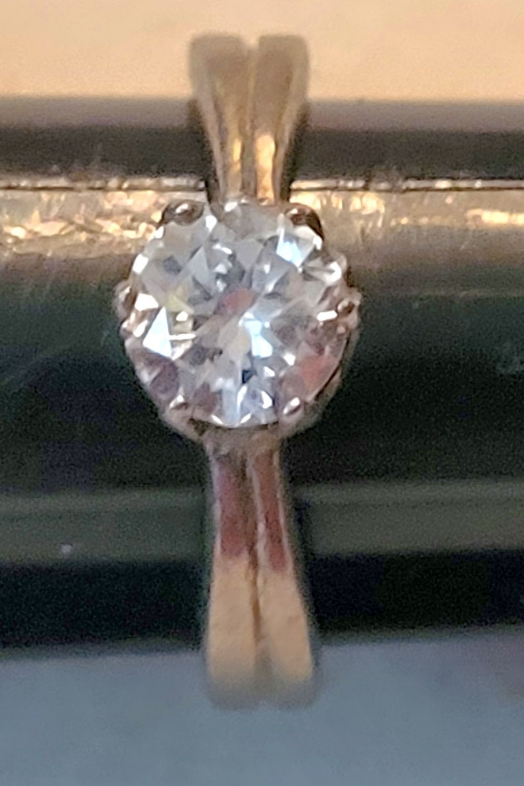 925 Sterling Silver Simulated Solitaire Diamond Engagement Ring Size 7.75 NOS