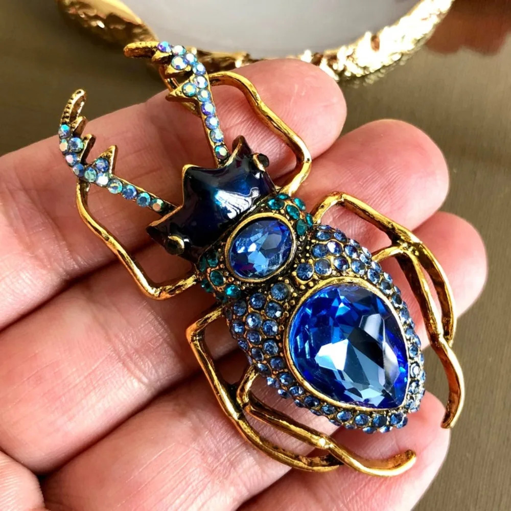 Blue Beetle Insect Brooch Pins Baroque Luxury Simulation Beautiful Jewelry