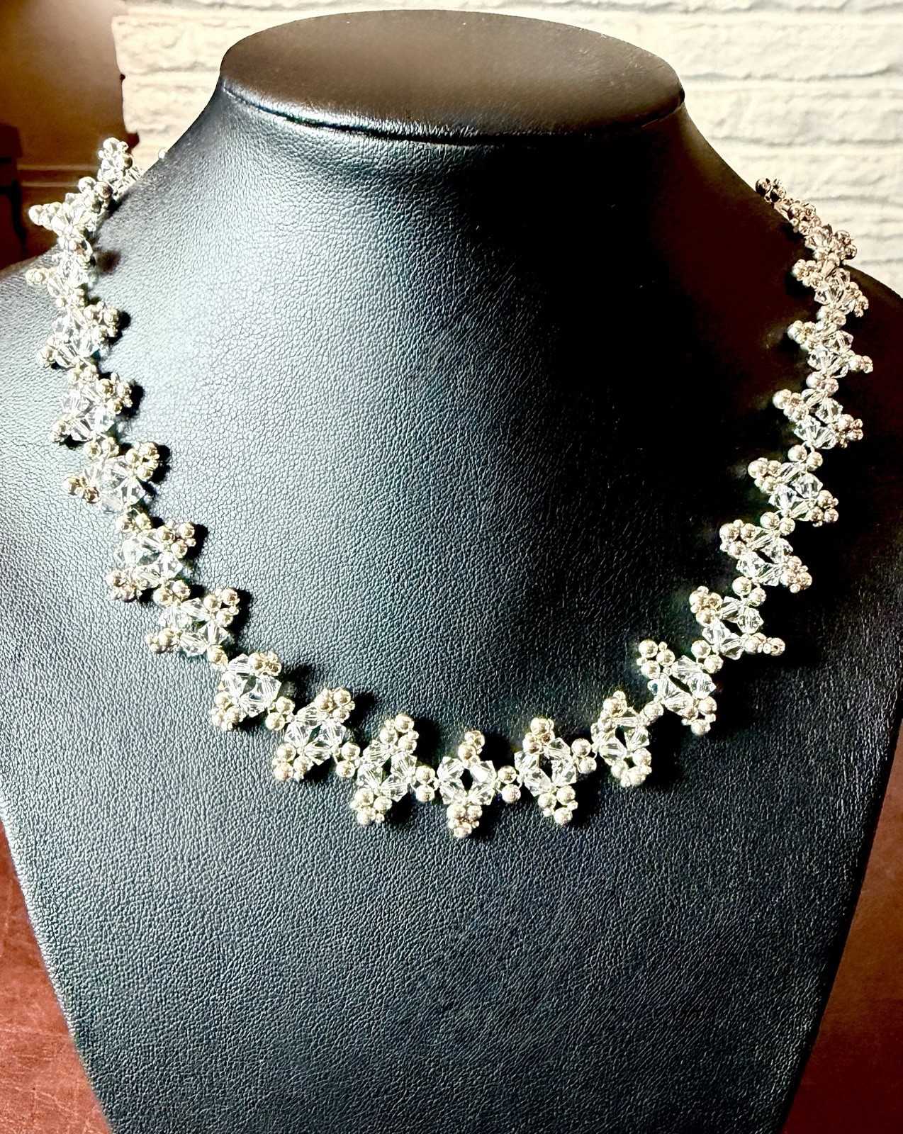 Handmade 925 Silver & Crystals beaded collar necklace W/925 Magnetic Clasp