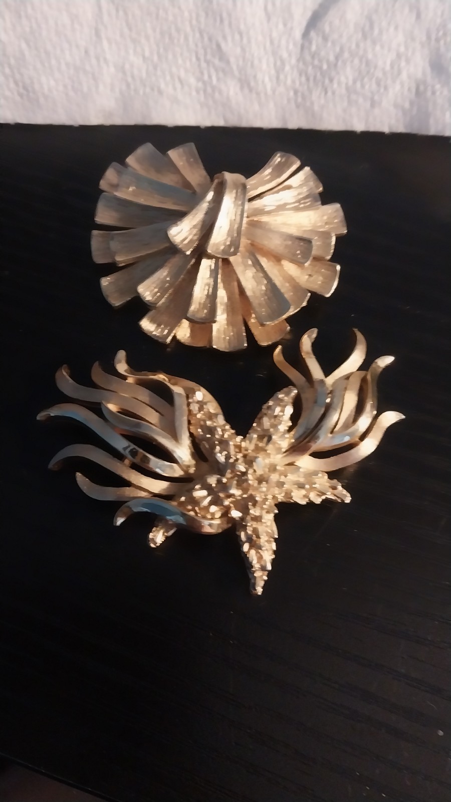 Sarah Coventry Brooches Lot of 5 total