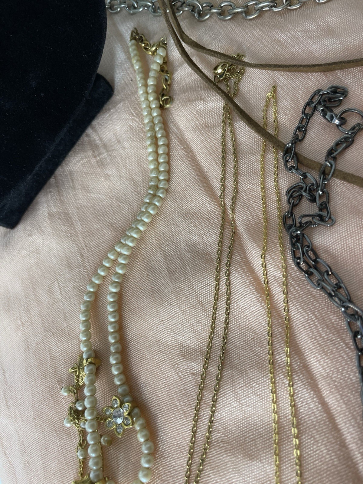 Lot Of Mixed Costume Jewelry See Pictures Details/Wear
