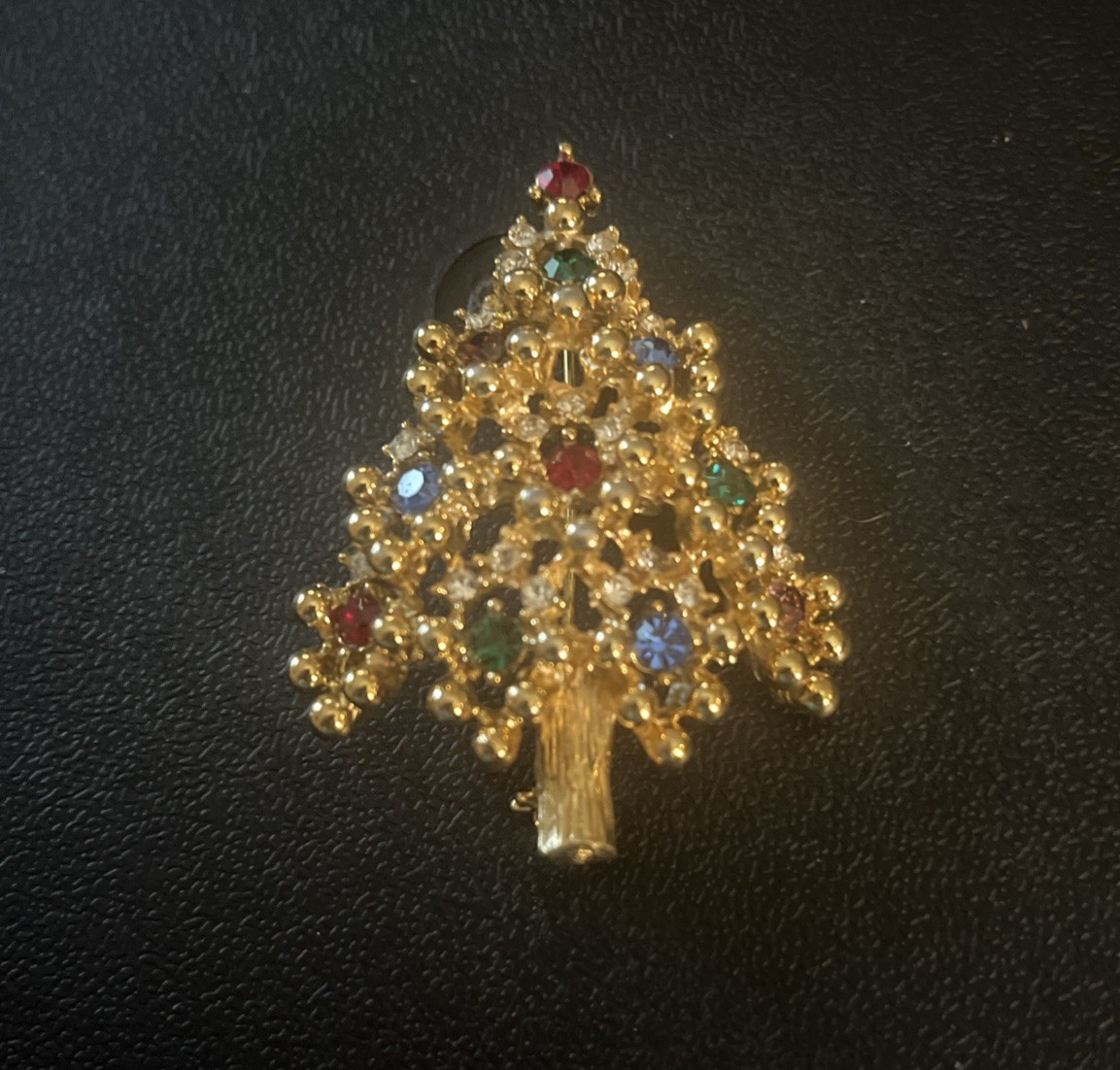 VINTAGE EISENBERG Gold Plated Red Blue Green Christmas Tree Brooch Pin 1950’s