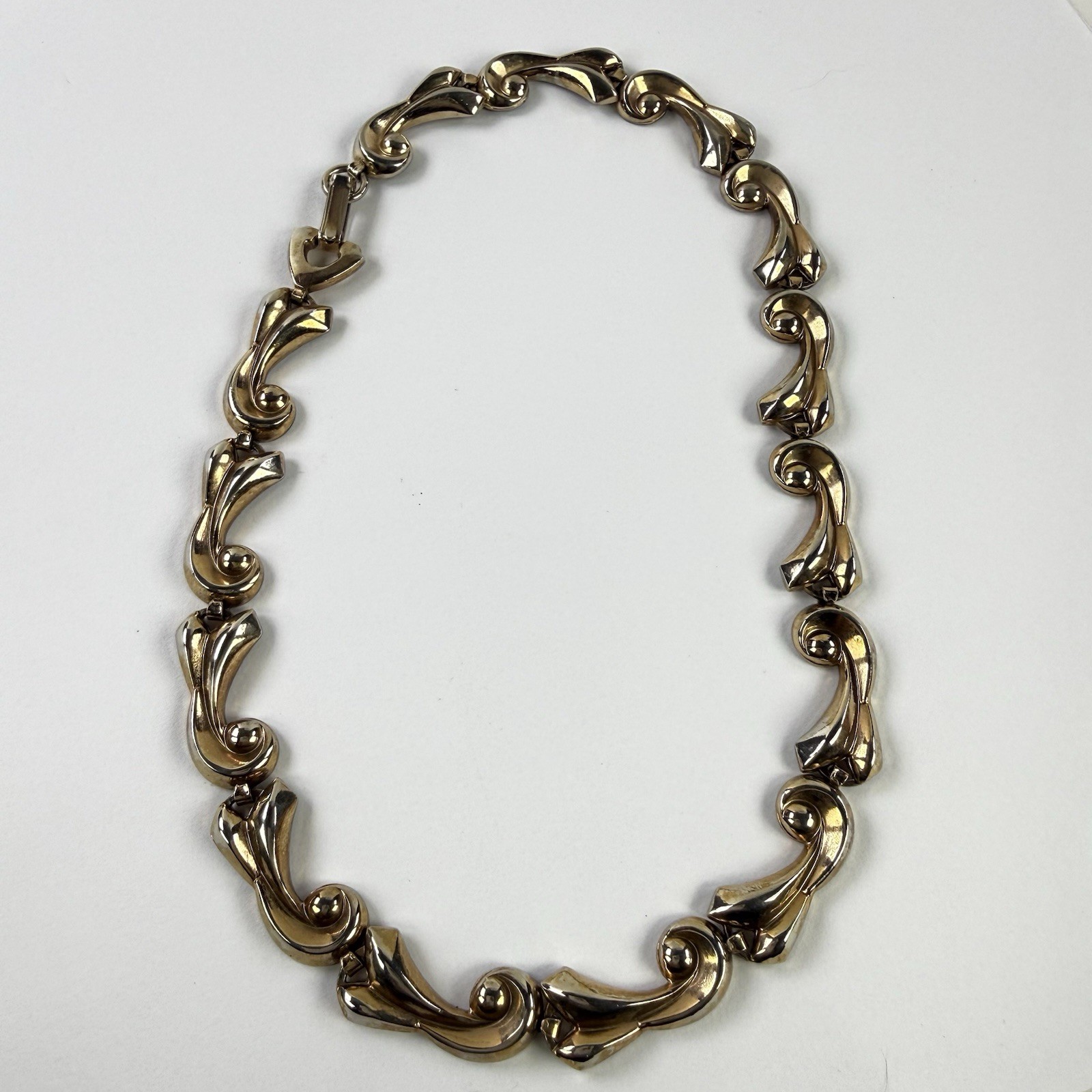 Vtg Gold Tone Scroll Link Necklace 14” Choker Statement Necklace Unbranded