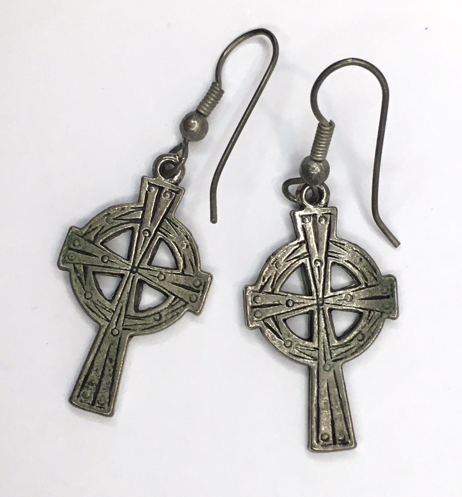 Claddagh Cross Celtic Dangle Drop Earrings Silver Tone Vintage
