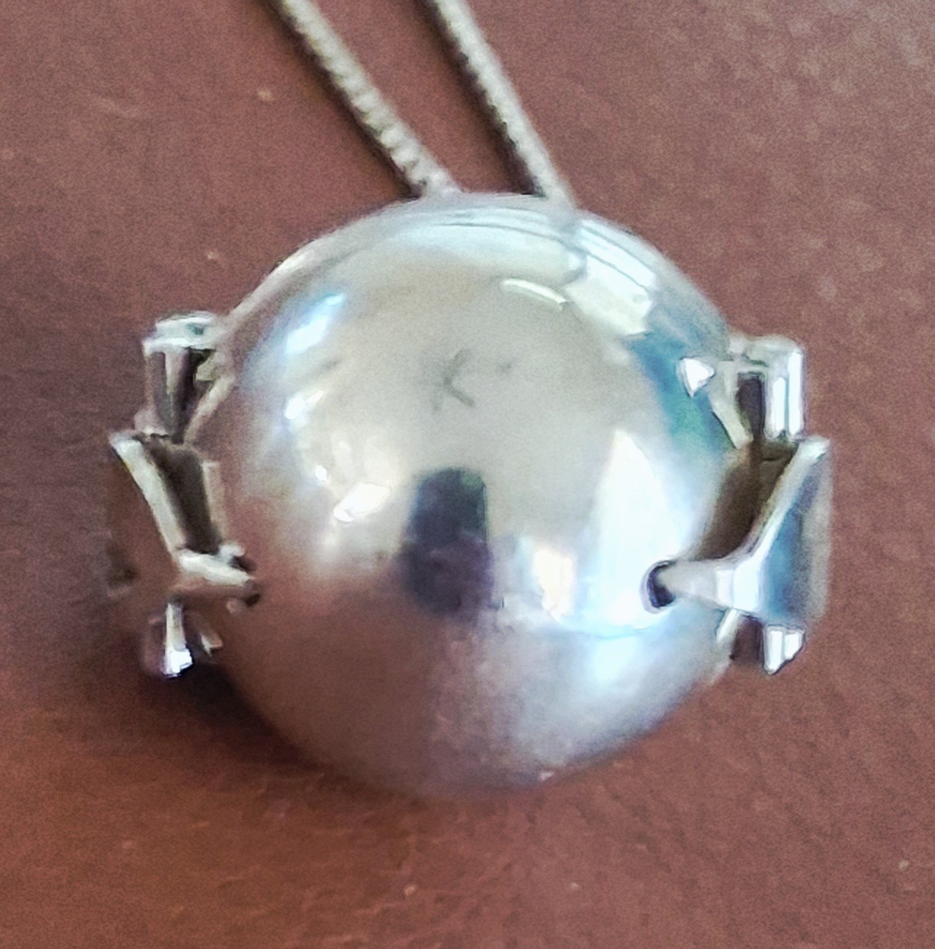 Vintage Taxco Mexico 925 Sterling Silver Folding 6-Photo Ball Locket Necklace