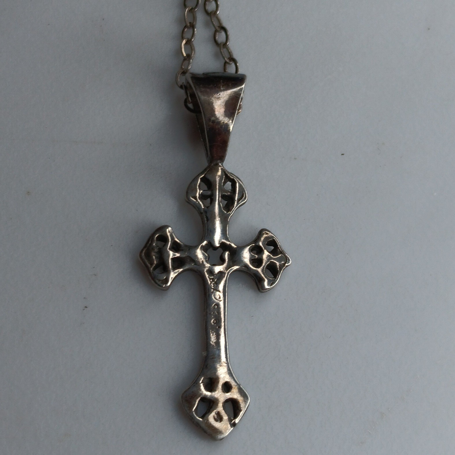 Vtg Jezlaine Sterling Silver Ornate Gothic Cross Pendant 1.5″ Necklace 20″ 5g