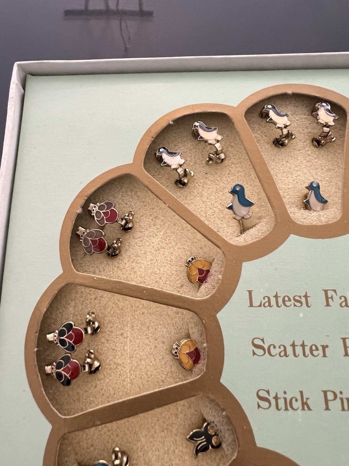Lot Of Deco Retro & Vintage Small Scatter & Stick Pins Various Designs & Animals