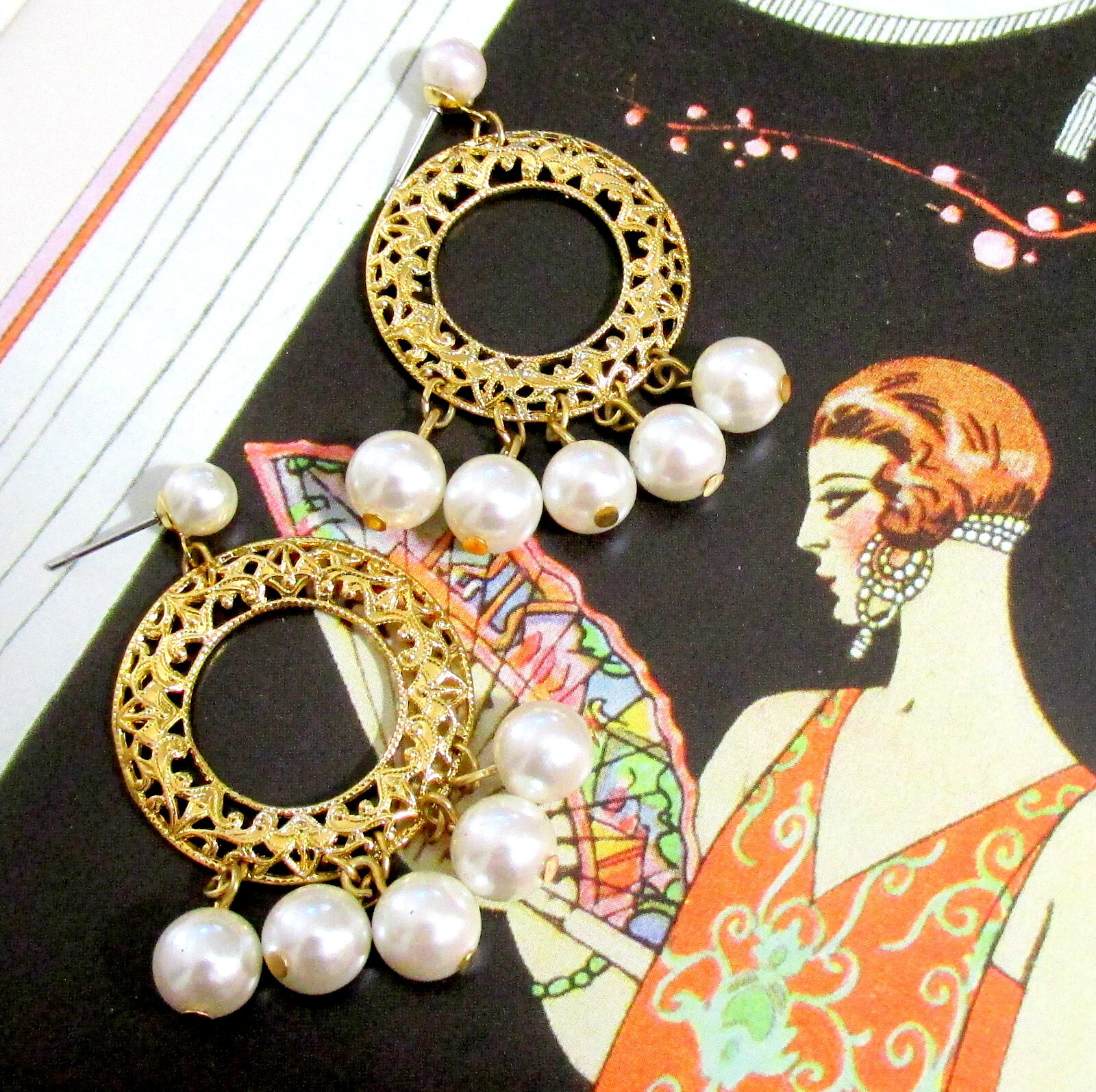 VTG RUNWAY NAPIER DANGLING FILIGREE GP 2″ HOOP FAUX PEARL EARRINGS POSTS EXC