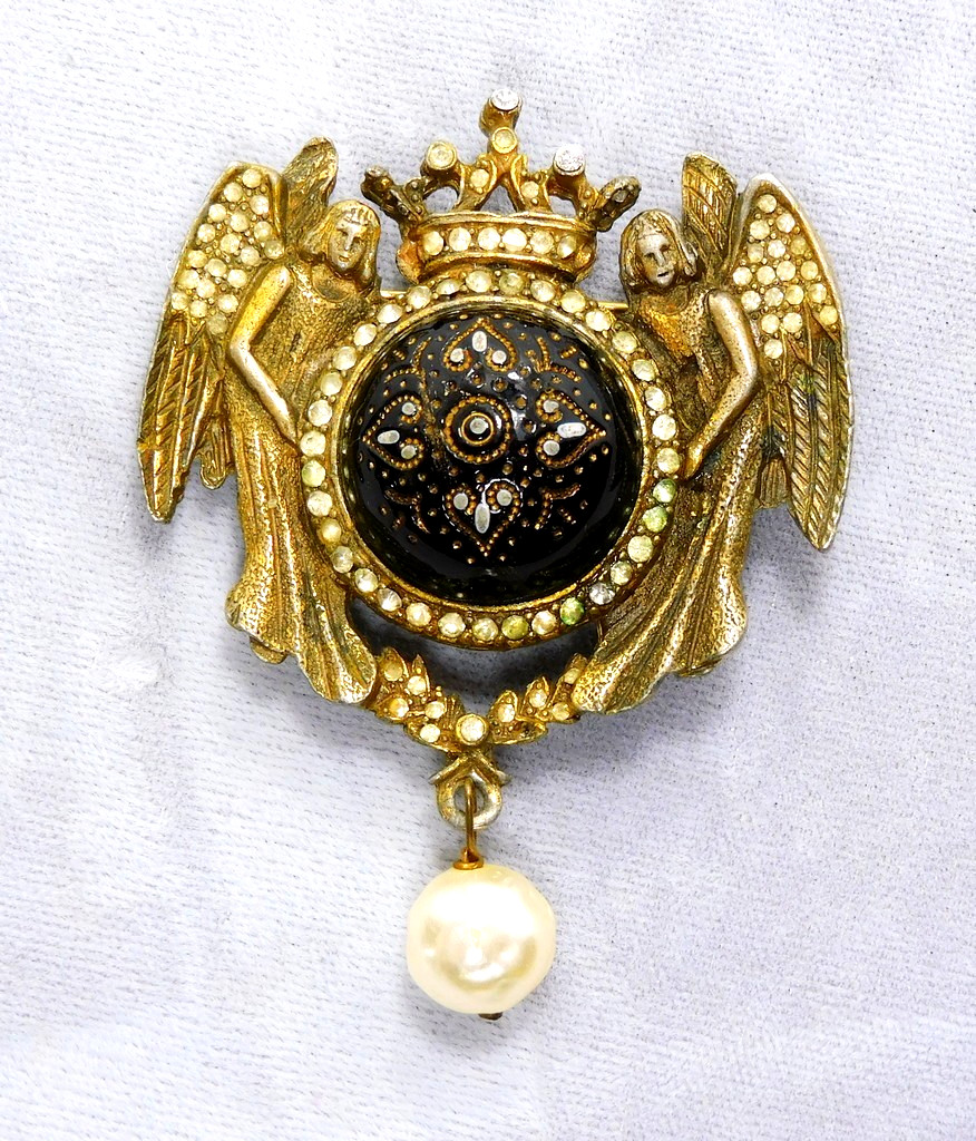 Vintage Angels & Crown Moroccan Matrix Rhinestone Faux Baroque Pearl Drop Brooch