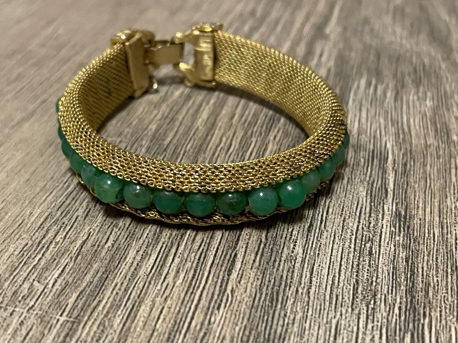 Vintage Gold Tone Woven Mesh Bracelet Green Plastic Beads Wide Bracelet