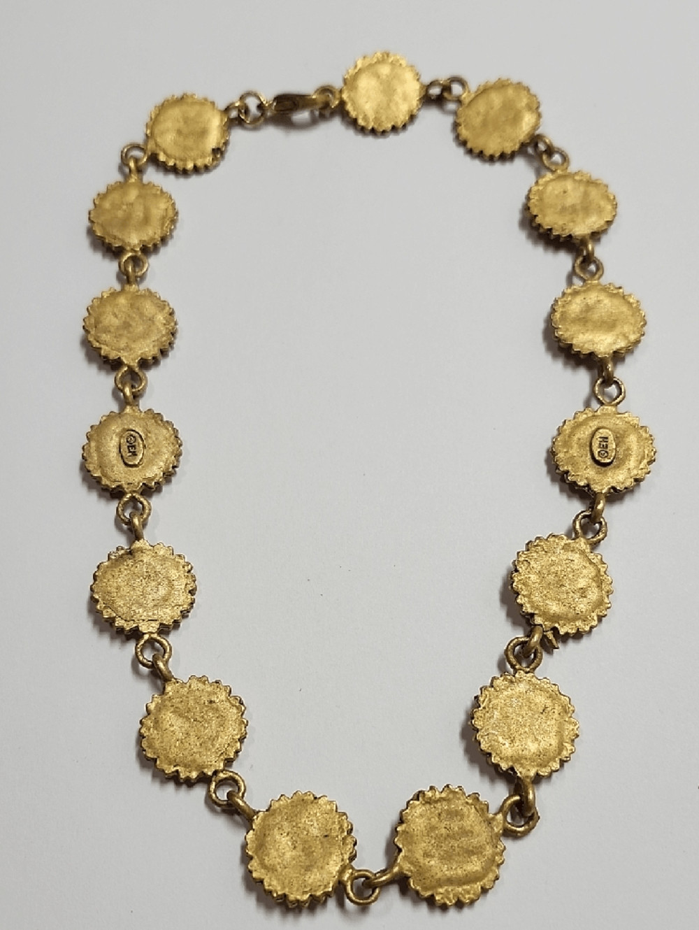 Matte Gold Tone Flower Link Necklace – Women Jewelry Vintage Signed EH