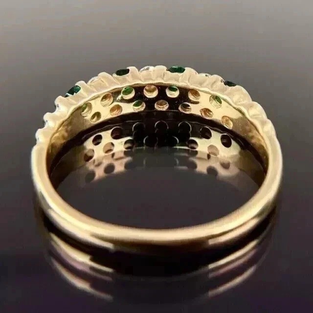 2.1Ct VVS1 Round Cut Lab Created Diamond Emerald Wedding 14K Yellow Gold FN Ring