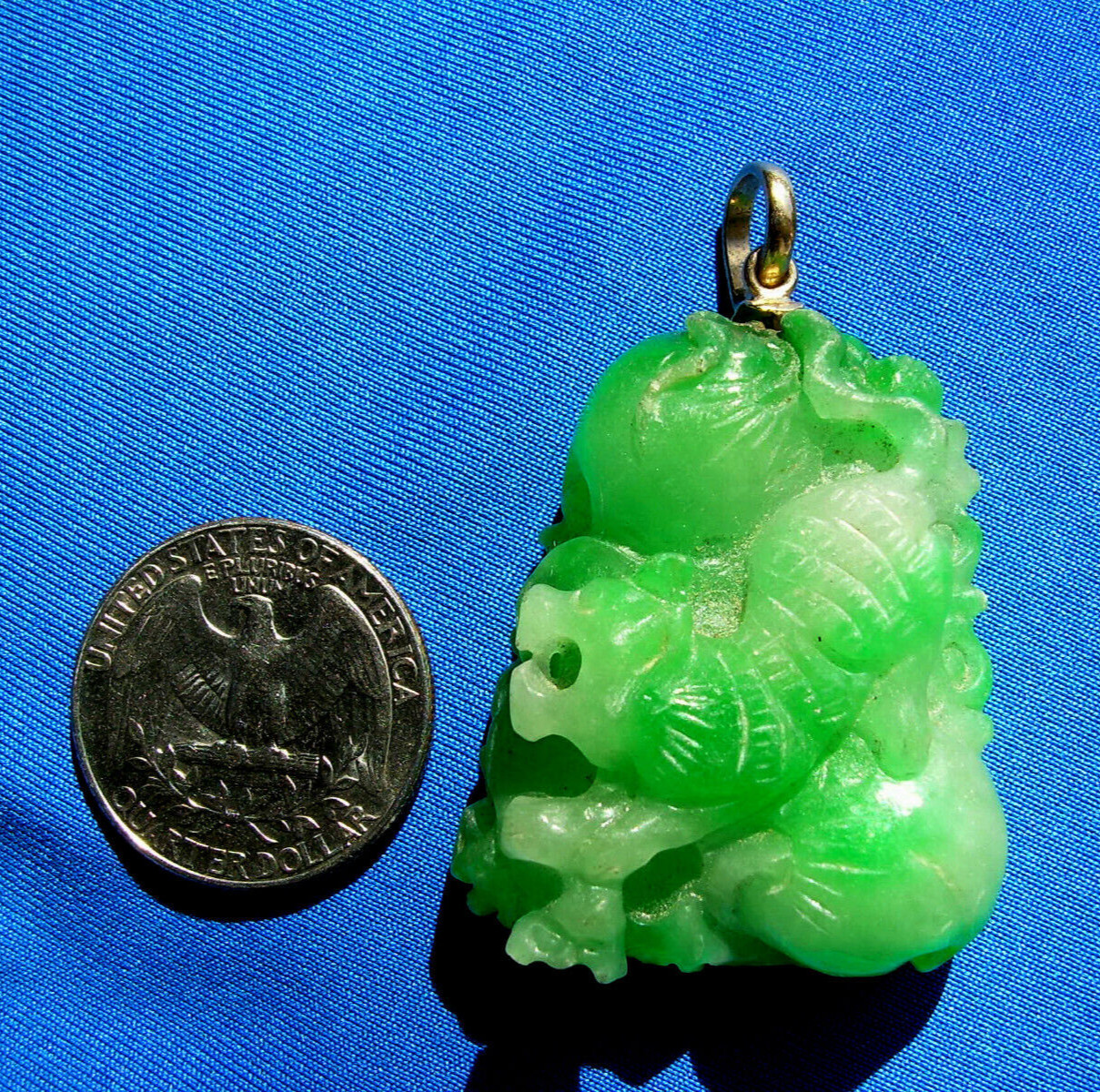 EARTH MINED Green Jadeite JADE semi translucent Pendant Lucky 18K GOLD Medallion