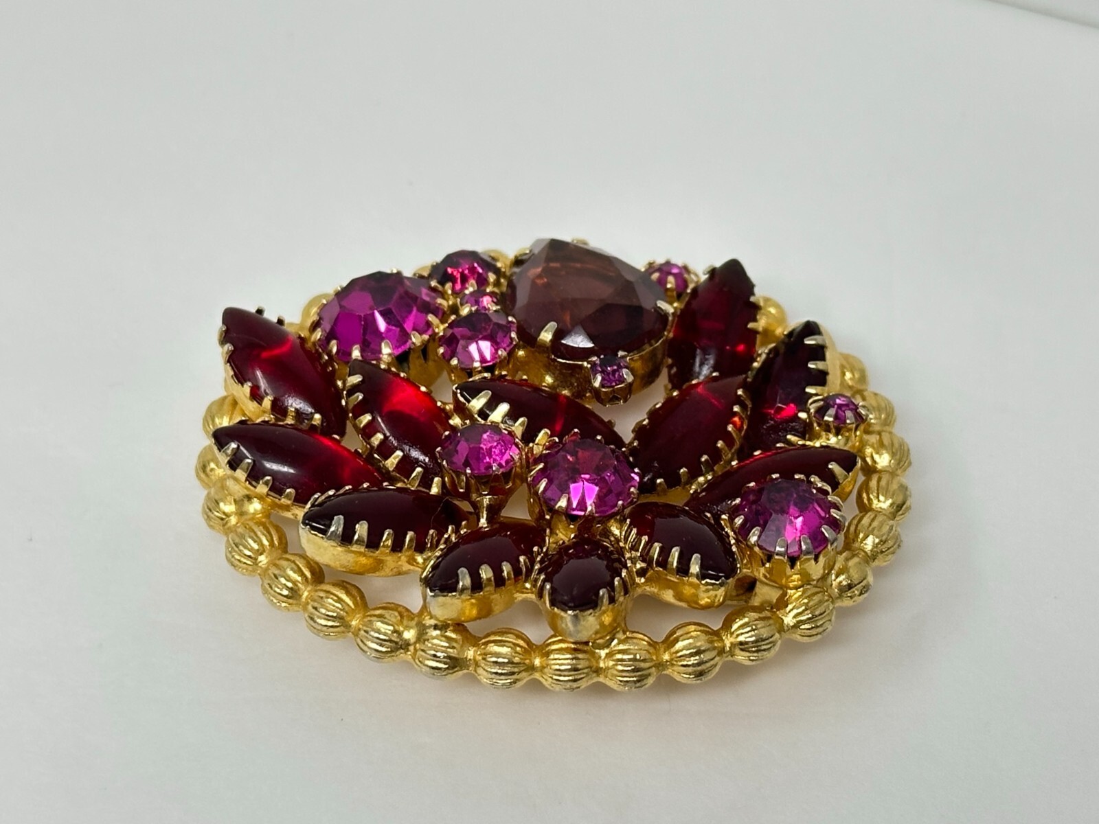Vintage EDLEE Creations Goldtone Red Magenta Purple Rhinestone Oval 2.25″ Brooch