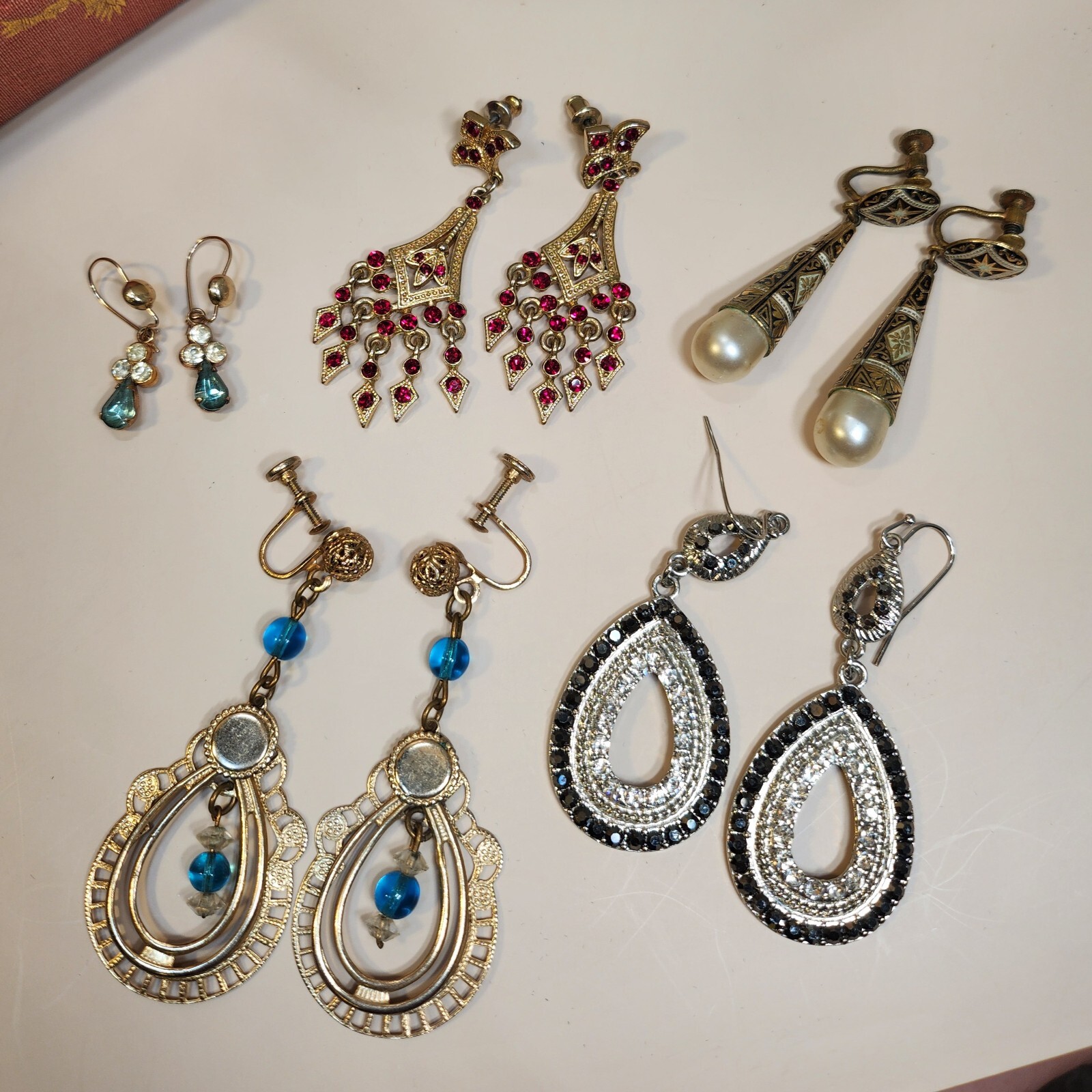 Vintage Enamel Chandelier Pierced & Clip-on Earrings Fashion Jewelry Lot of 4