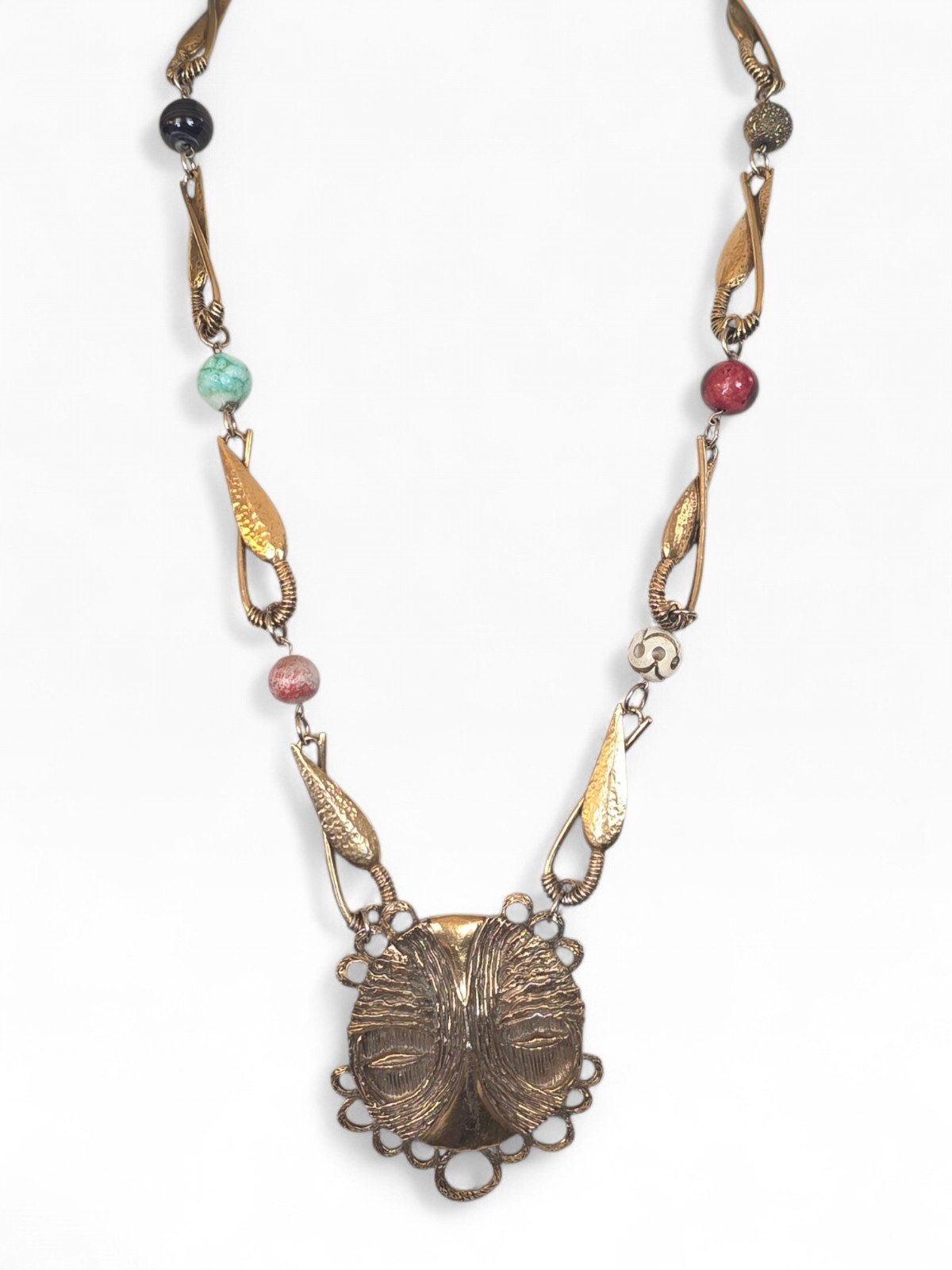 VINTAGE LARRY VRBA FOR CASTLECLIFF PRIMITIVE TRIBAL FACE PENDANT NECKLACE